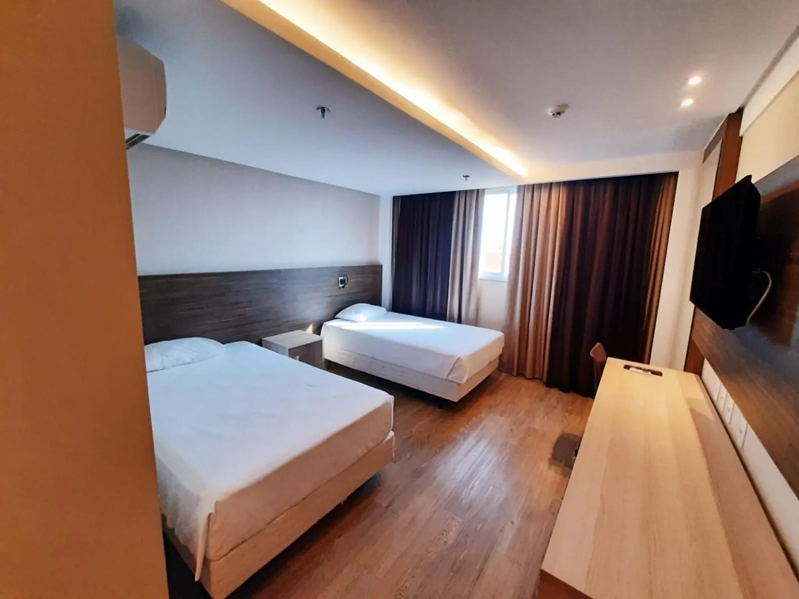 Bed in Ibiza Plaza Hotel