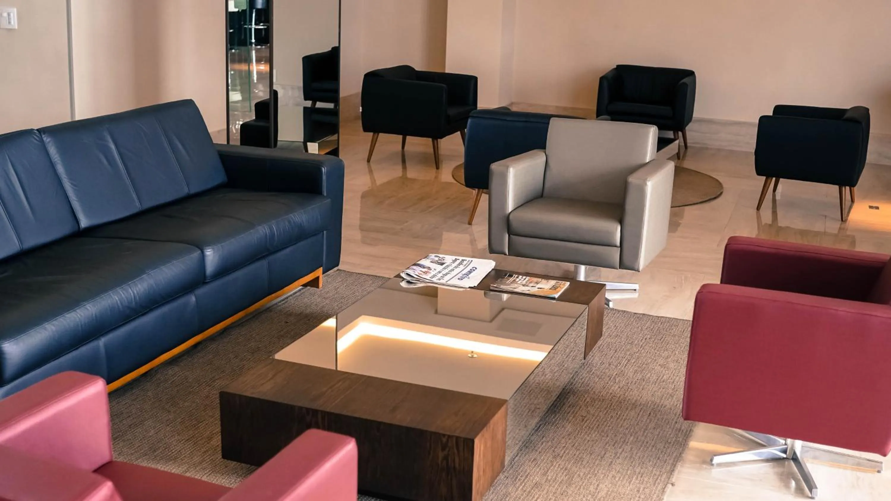 Living room in Ibiza Plaza Hotel