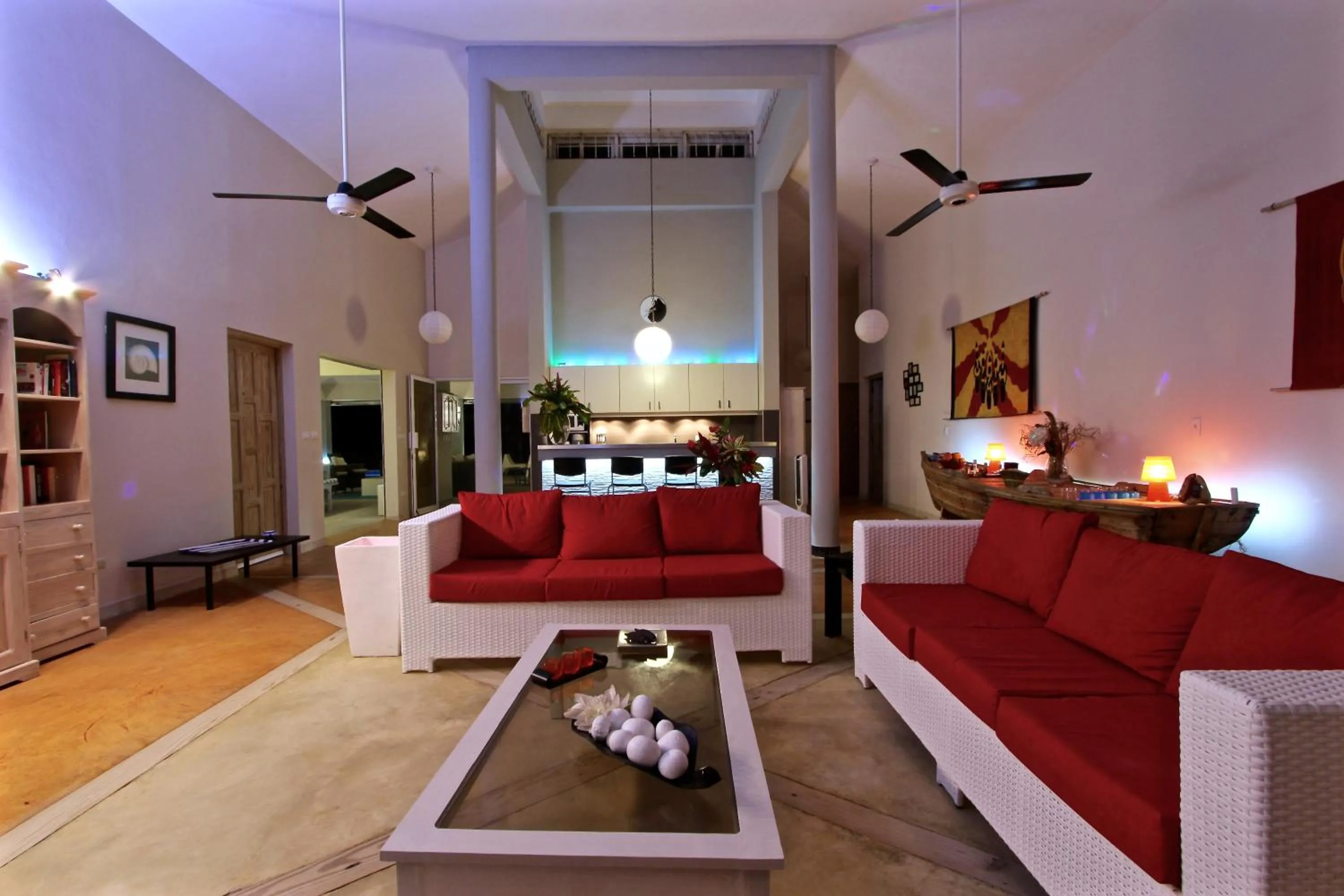 Night in Villa Talanquera