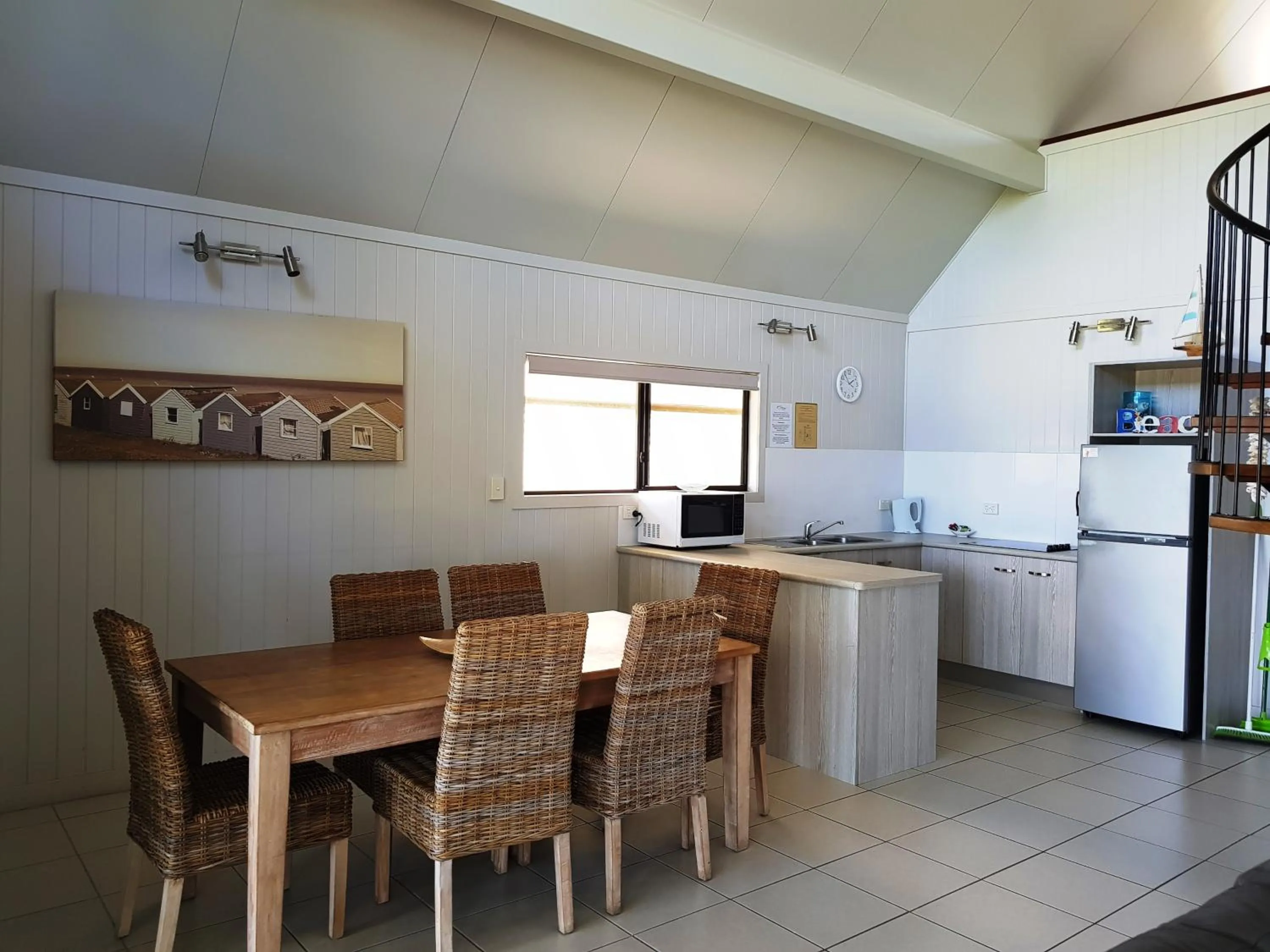 Cardwell Beachcomber Motel & Tourist Park