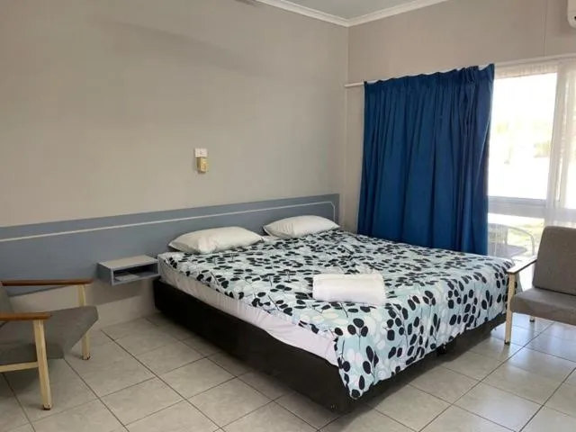 Bed in Cardwell Beachcomber Motel & Tourist Park