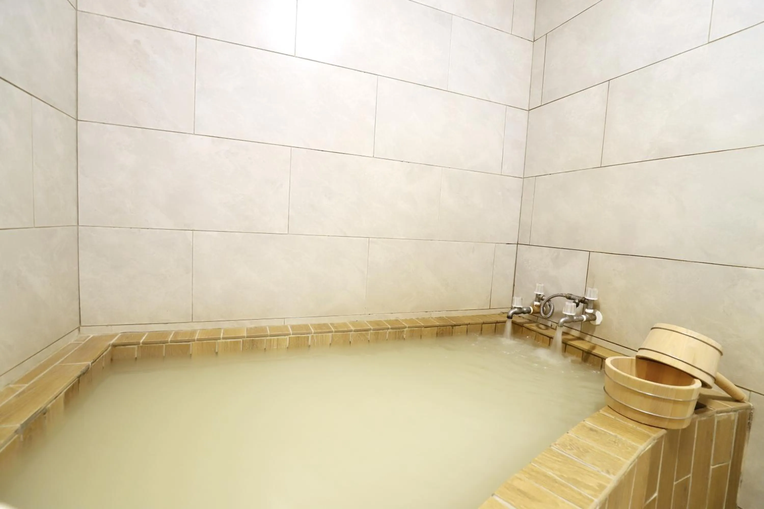 Gorgeous Hot Spring Resort