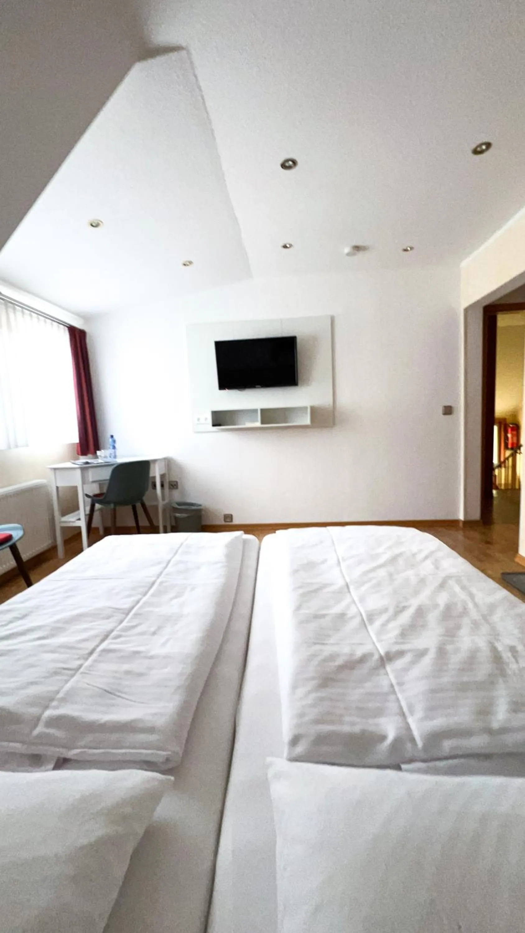 Bed in Hotel zur Loreley - Garni