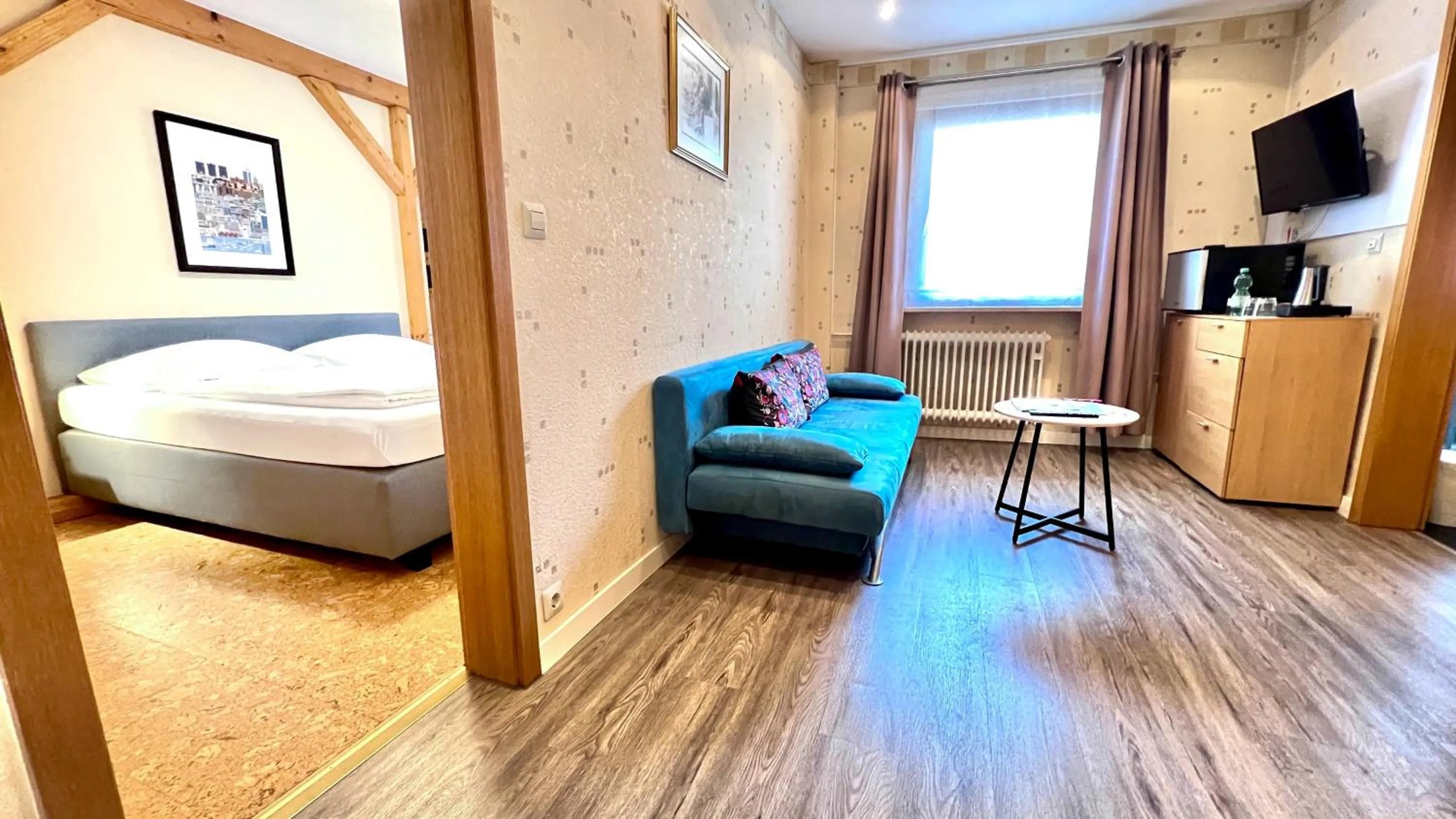 Seating area, Bed in Hotel zur Loreley - Garni