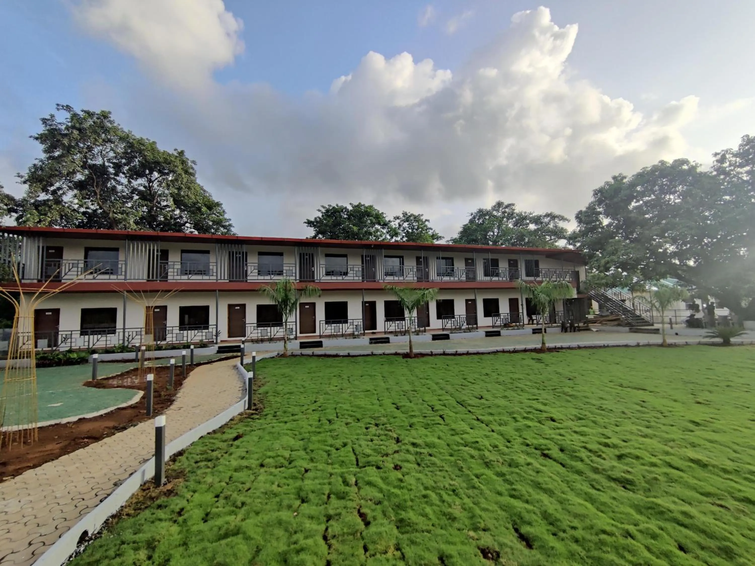 Property building in Pushp Vatika Resort & Lawns