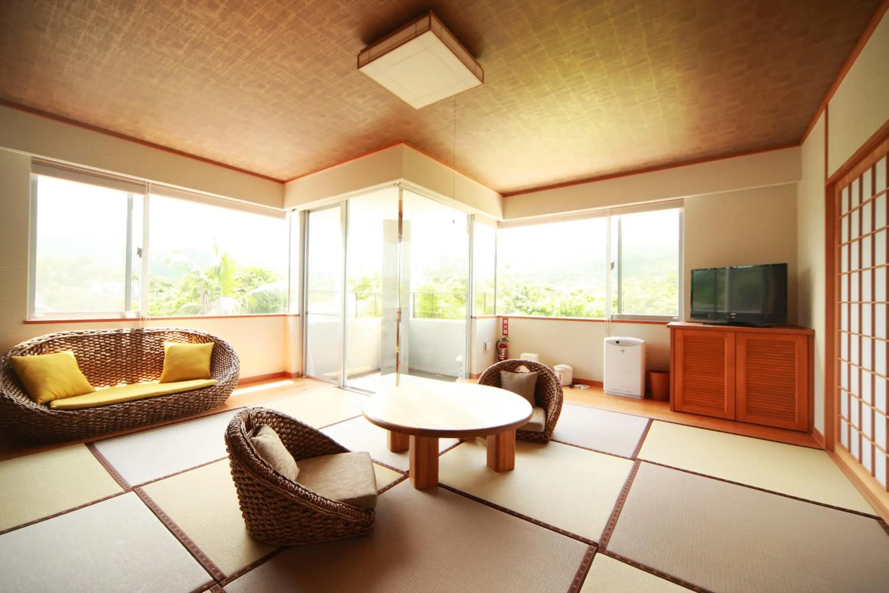 Japanese-Style Room with Mountain View in Sky Ocean - Ishigaki Eco-Resort - Newly Renovated Japanese-Style Room with Mountain View in Sky Ocean - Ishigaki Eco-Resort - Newly Renovated