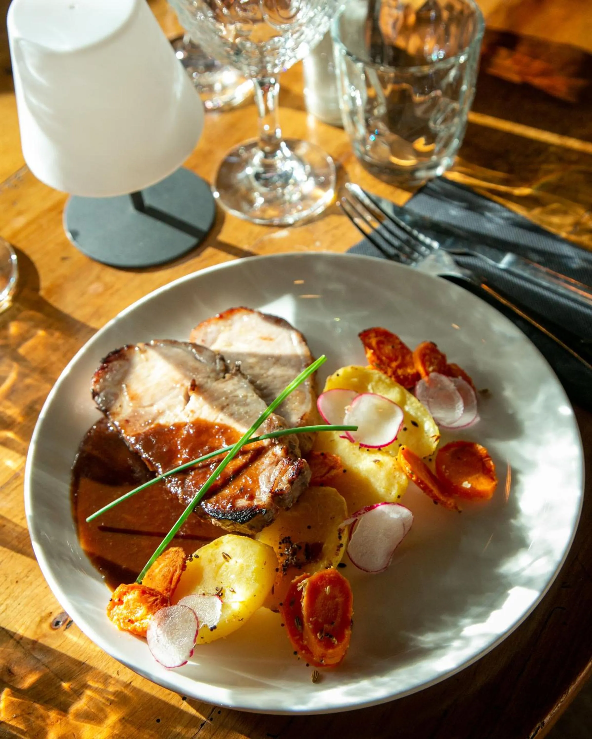 Food and drinks in Hôtel des Pins