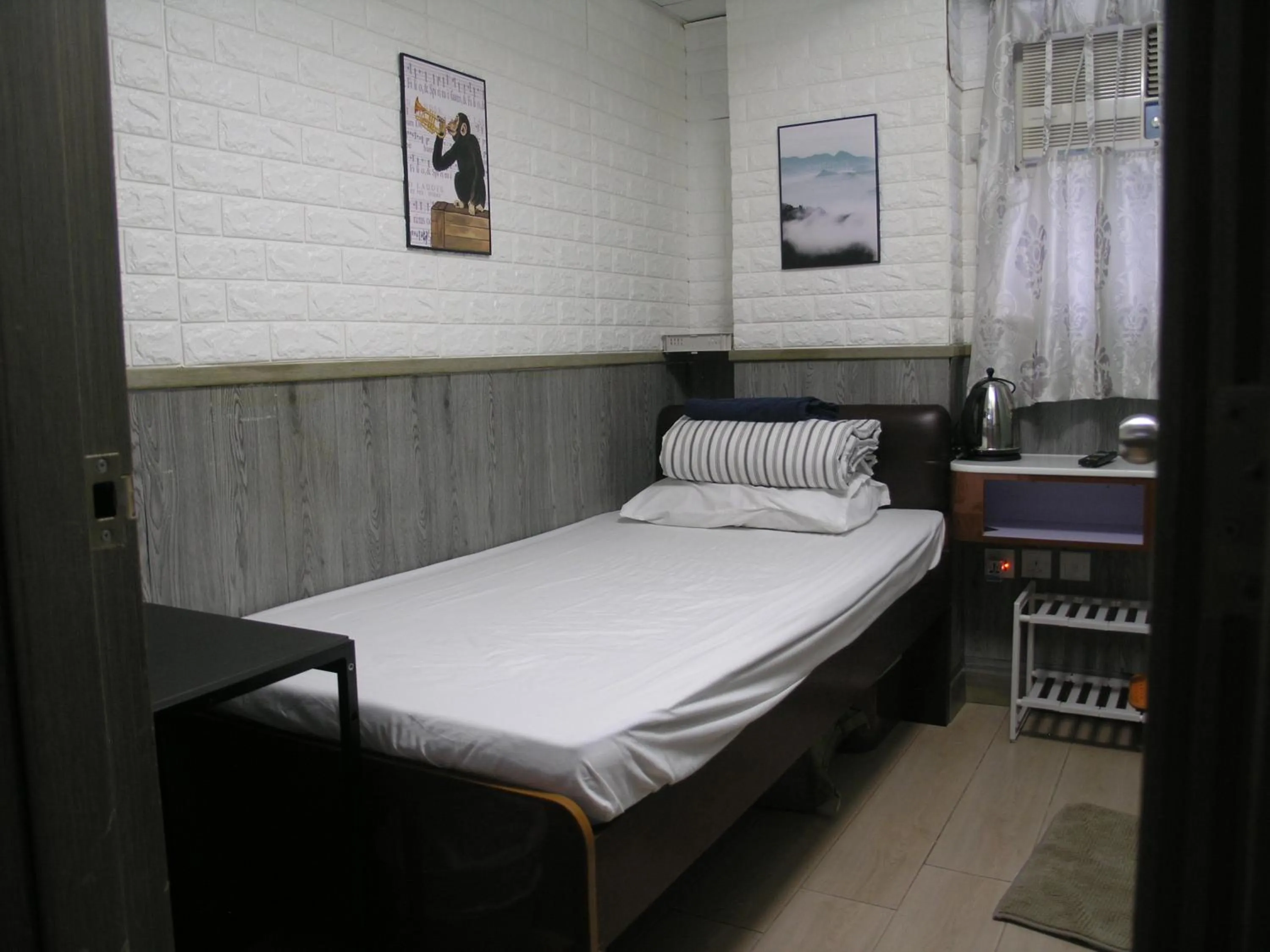 Bed in Majestic 7 Guesthouse (formerly KAT Hotel)