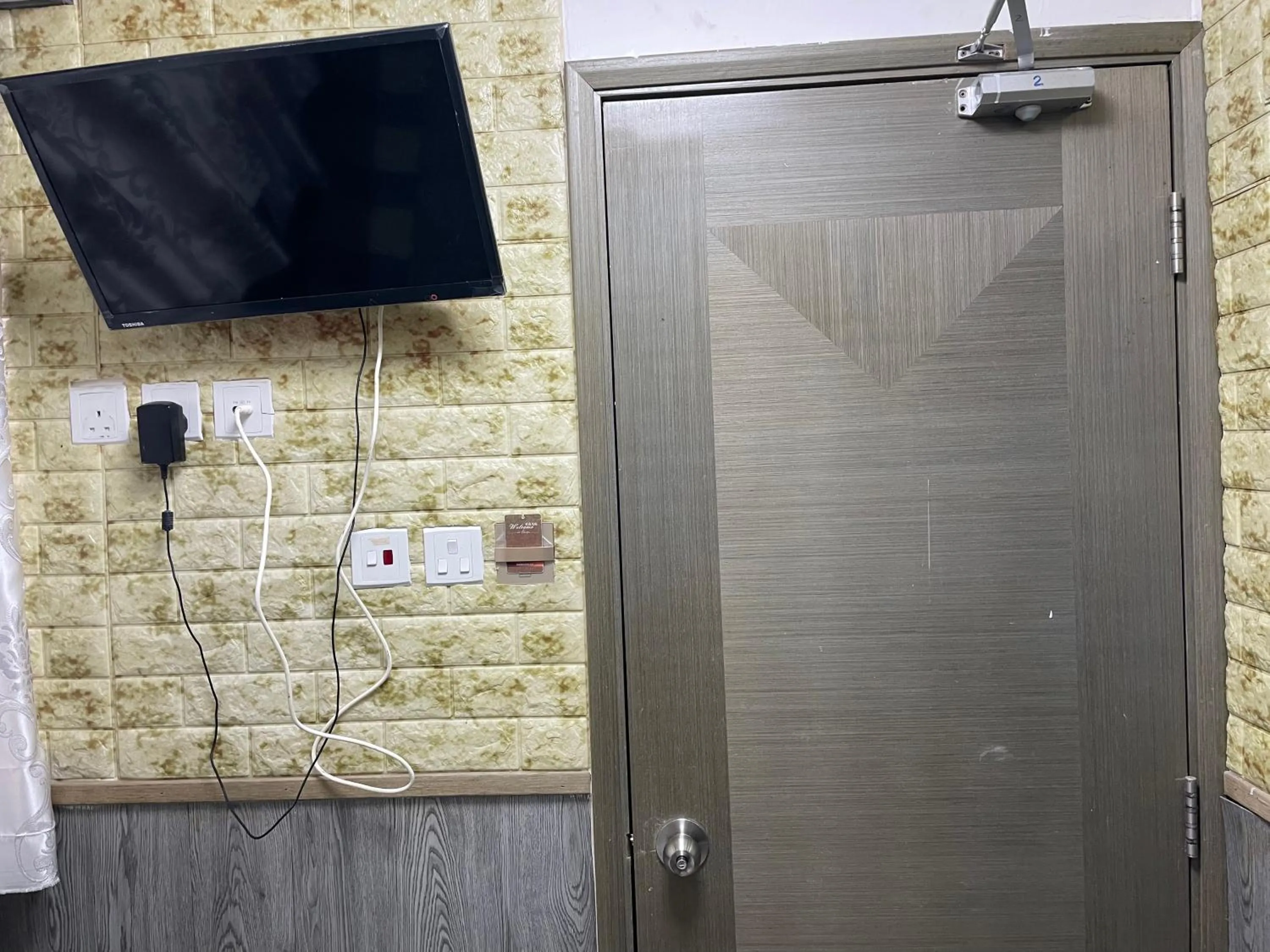 Majestic 7 Guesthouse (formerly KAT Hotel)