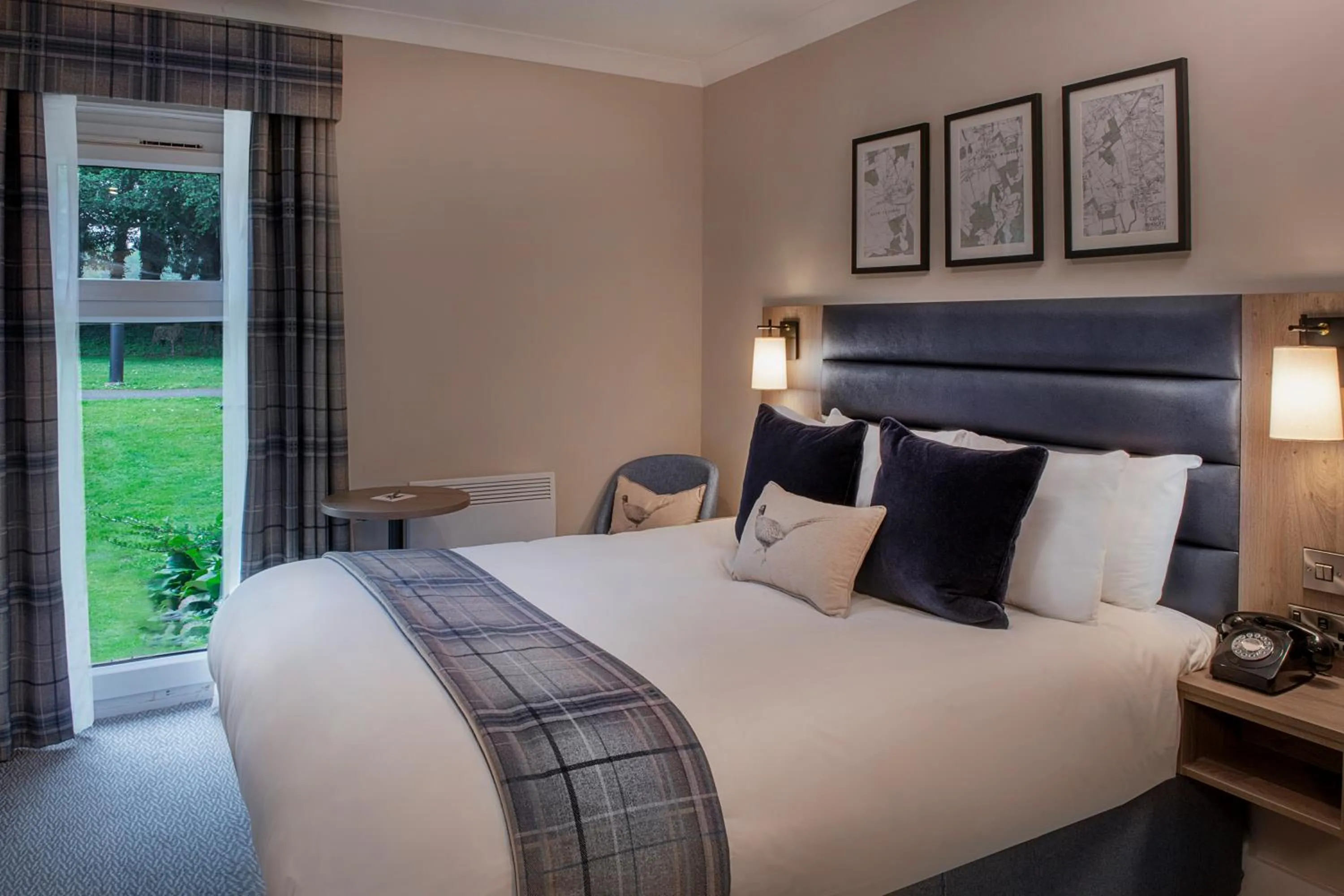 Bedroom, Bed in De Vere Horsley Estate