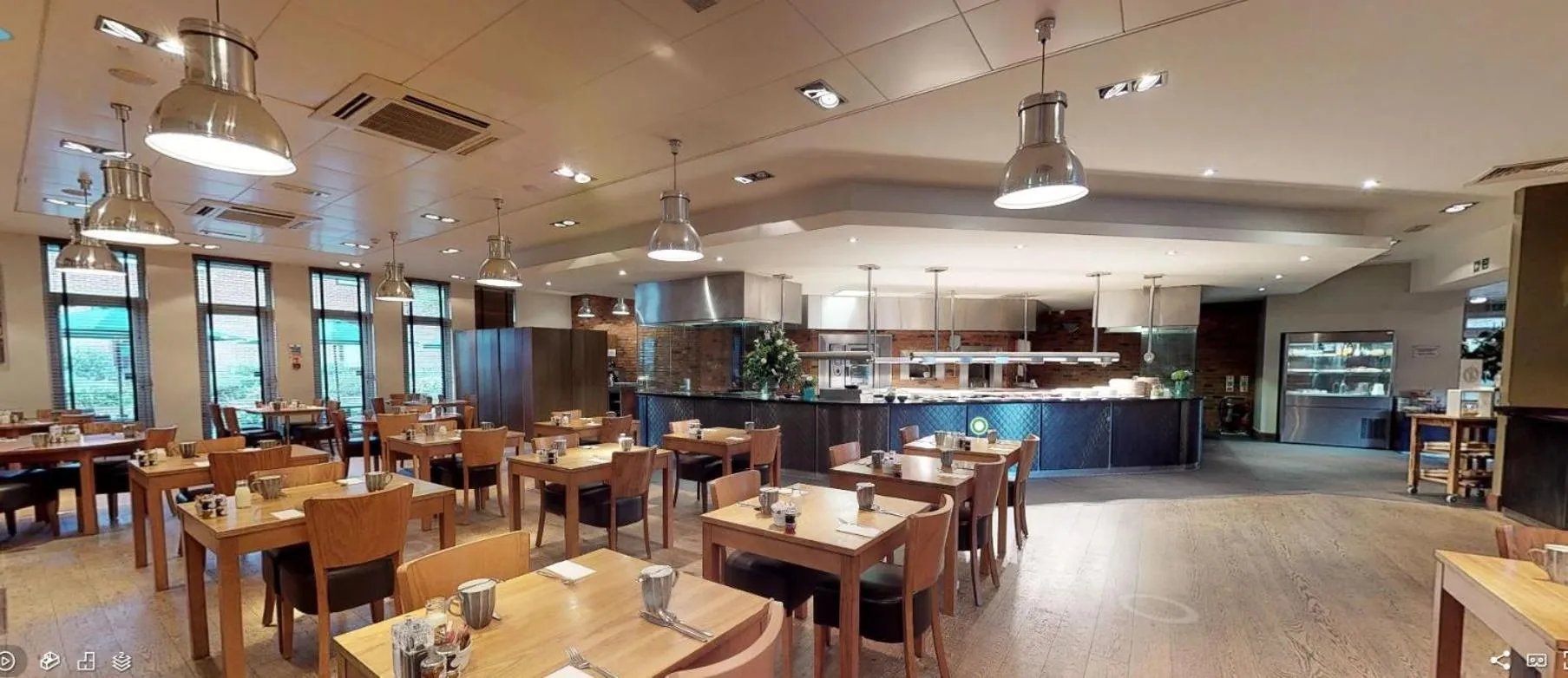 Restaurant/places to eat in De Vere Horsley Estate