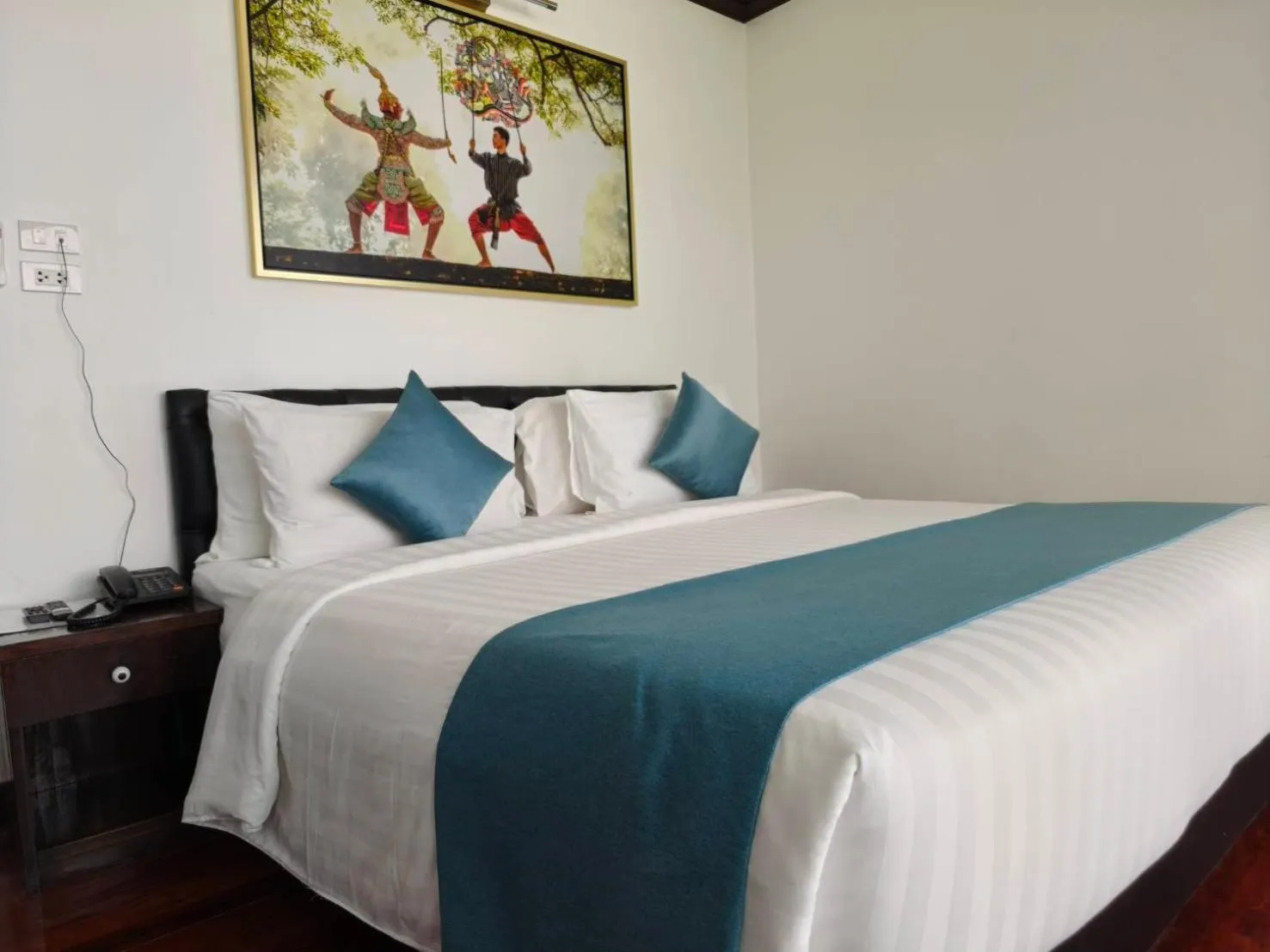 Bed in Cabana Lipe Beach Resort