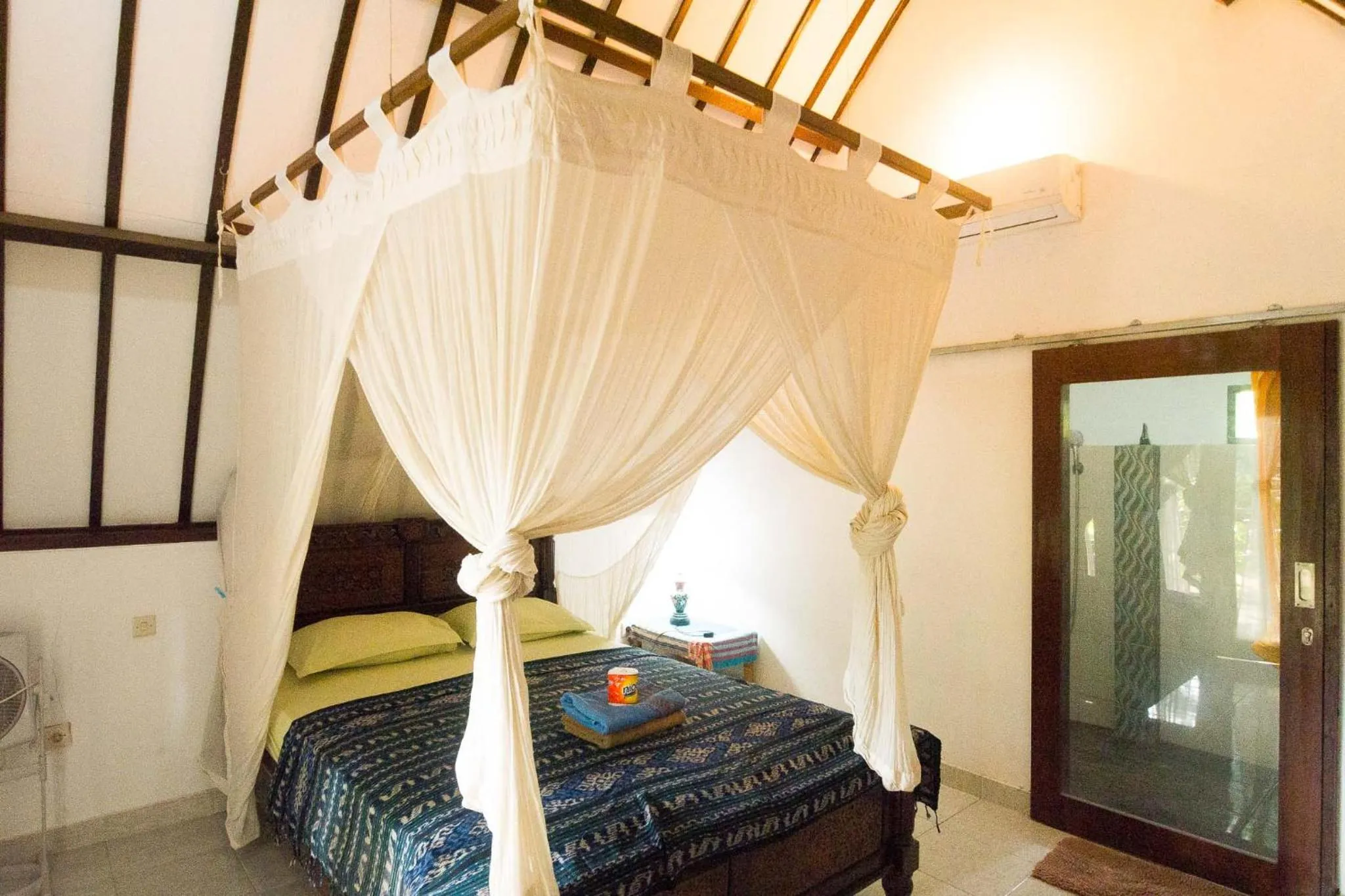 Bed in Ina Gili Guesthouse