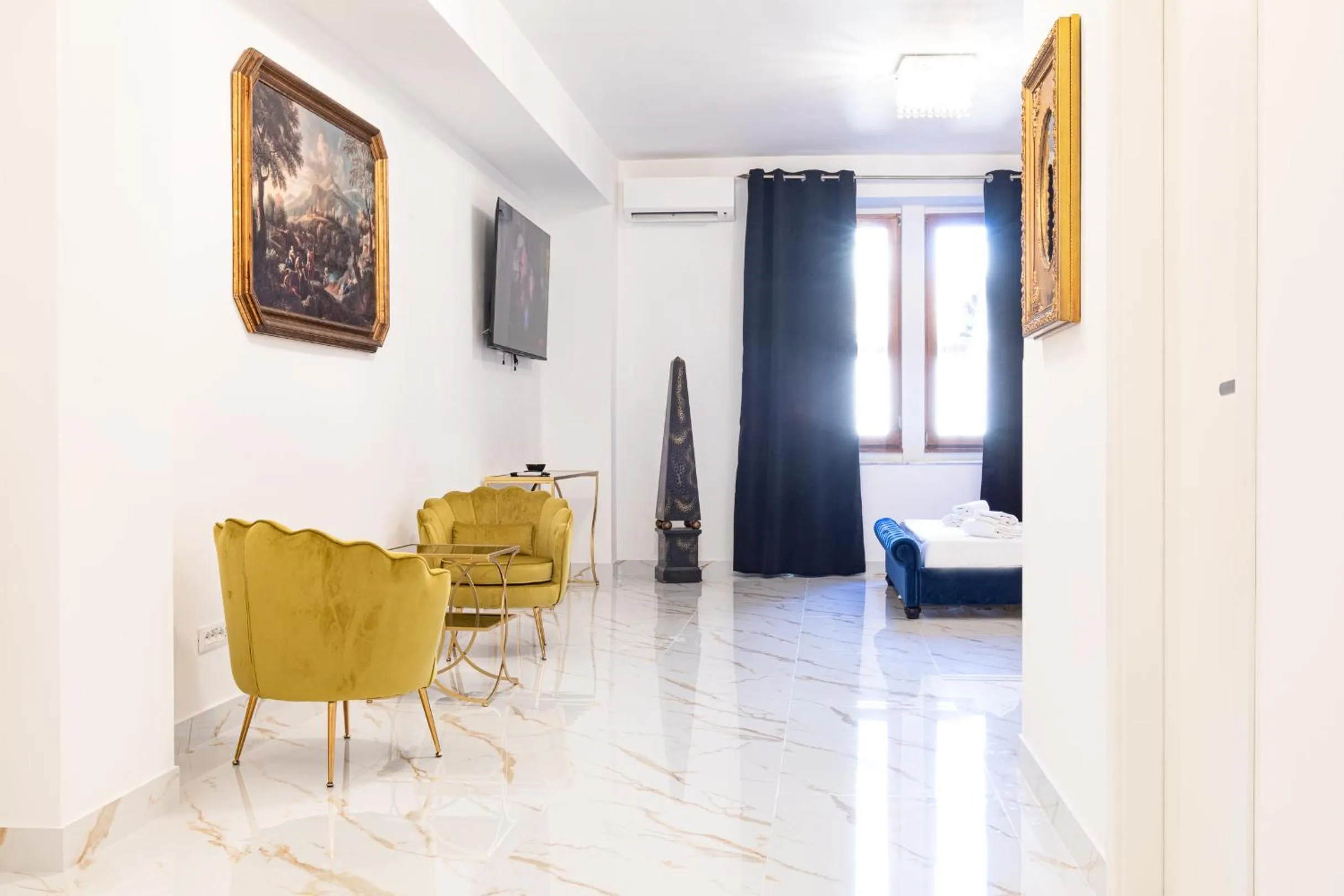 TV and multimedia in Il Monastero Collection