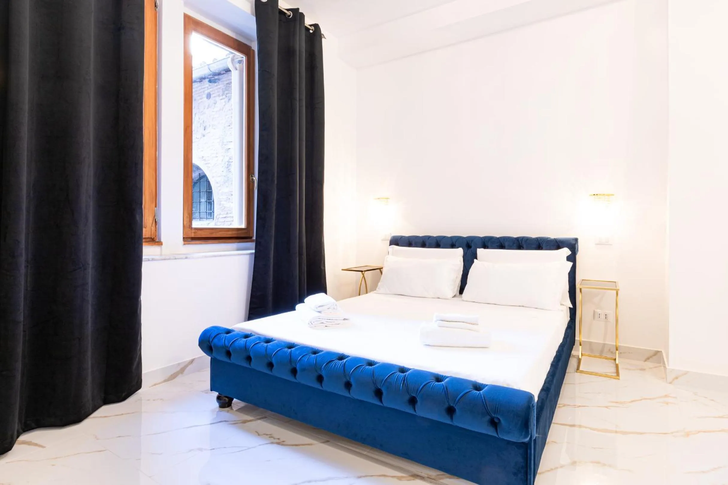 Bed in Il Monastero Collection