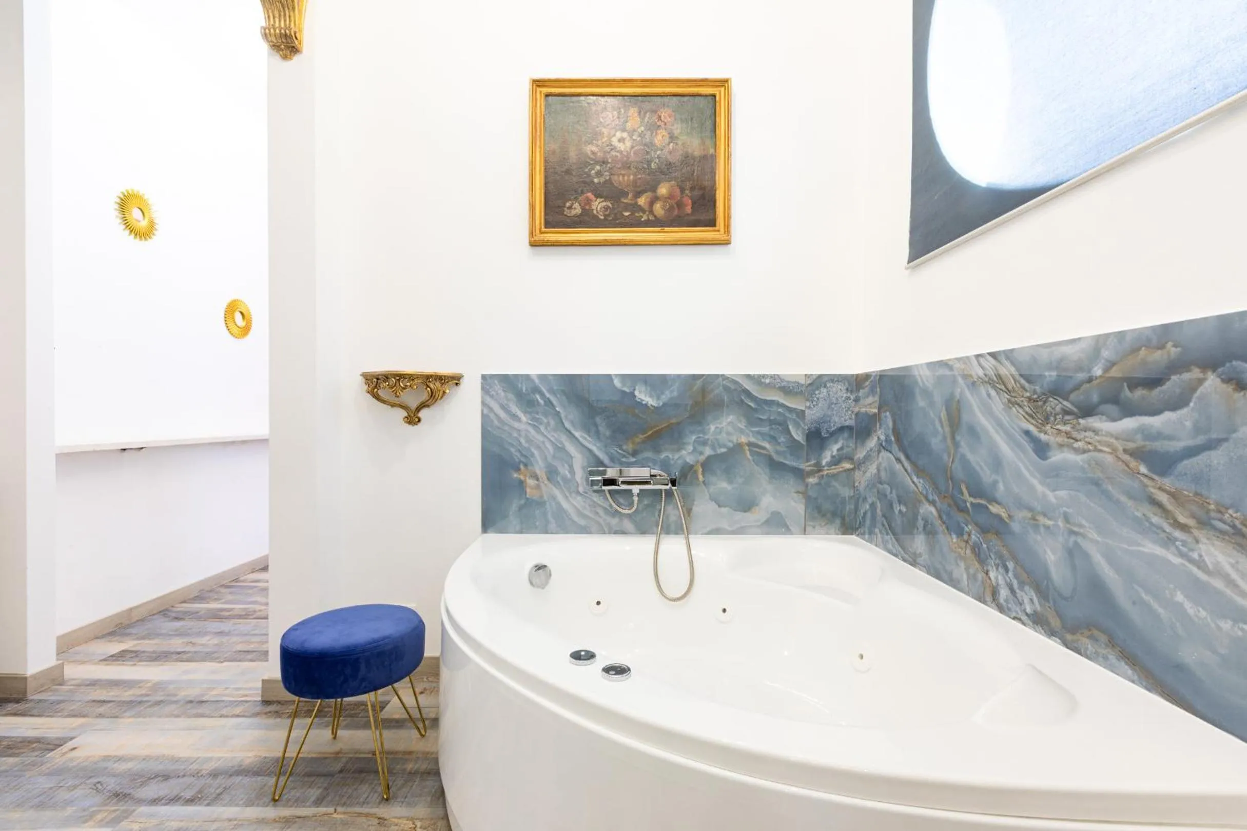 Hot Tub in Il Monastero Collection