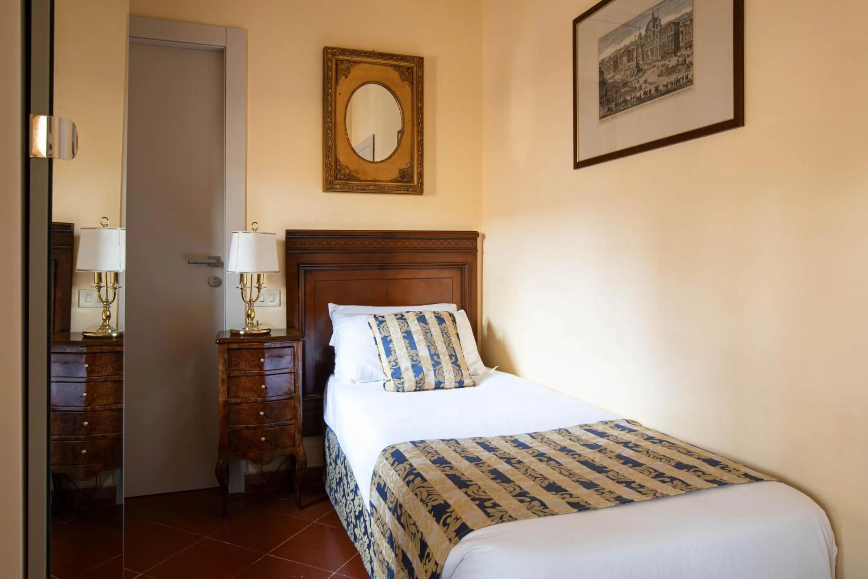 Bed in Il Monastero Collection