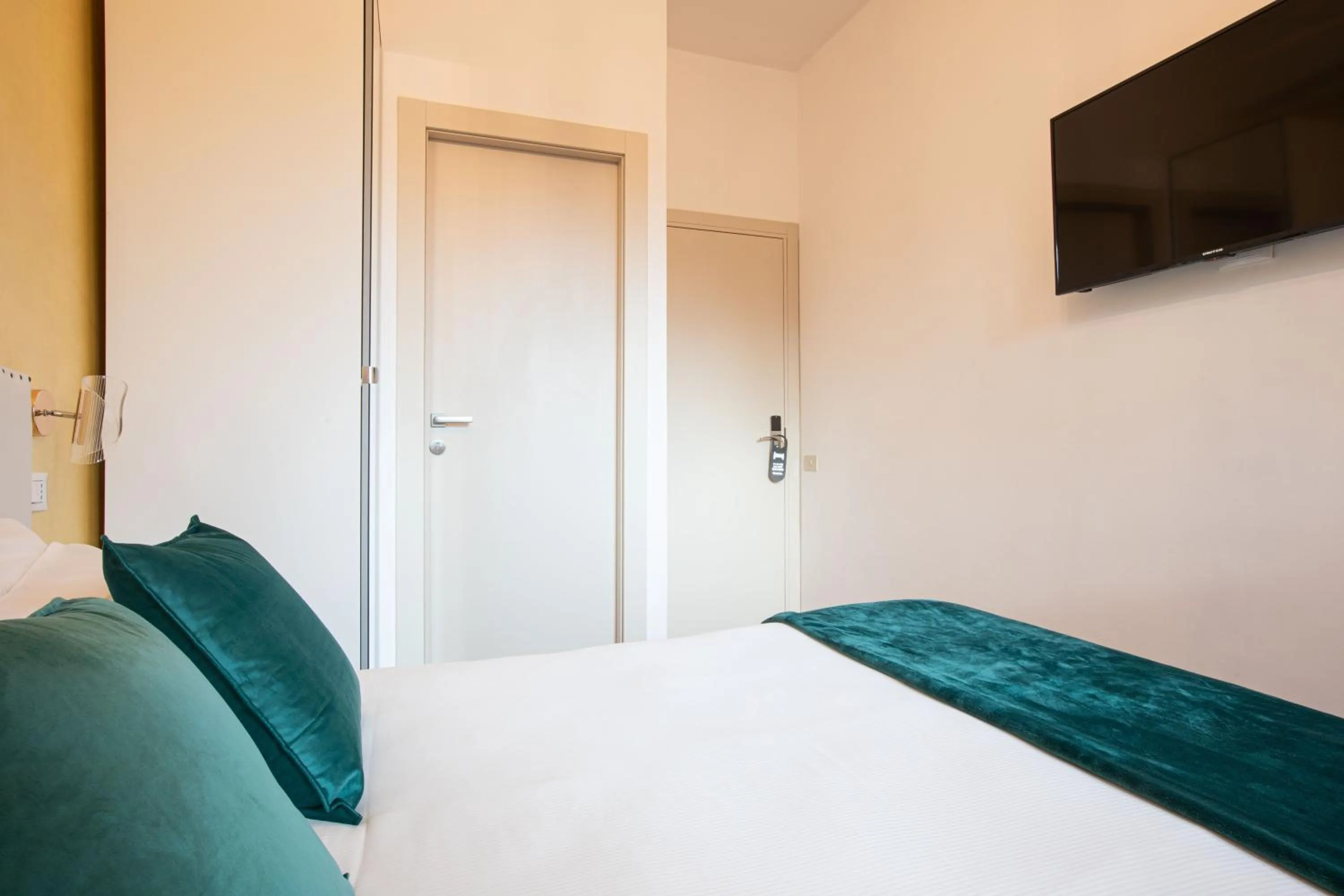 Bedroom, Bed in Il Monastero Collection