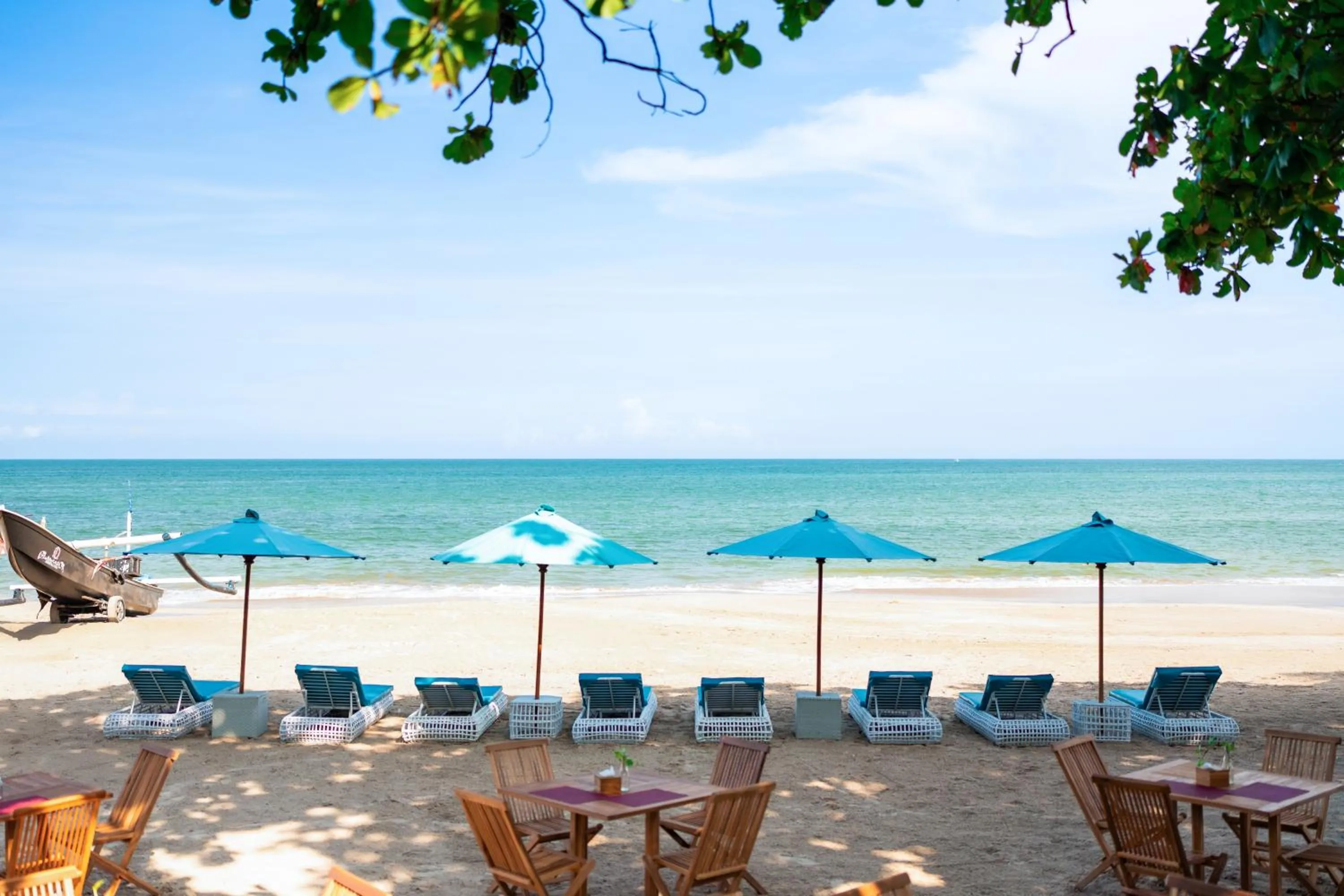 Restaurant/places to eat in Jimbaran Bay Beach Resort and Spa by Prabhu