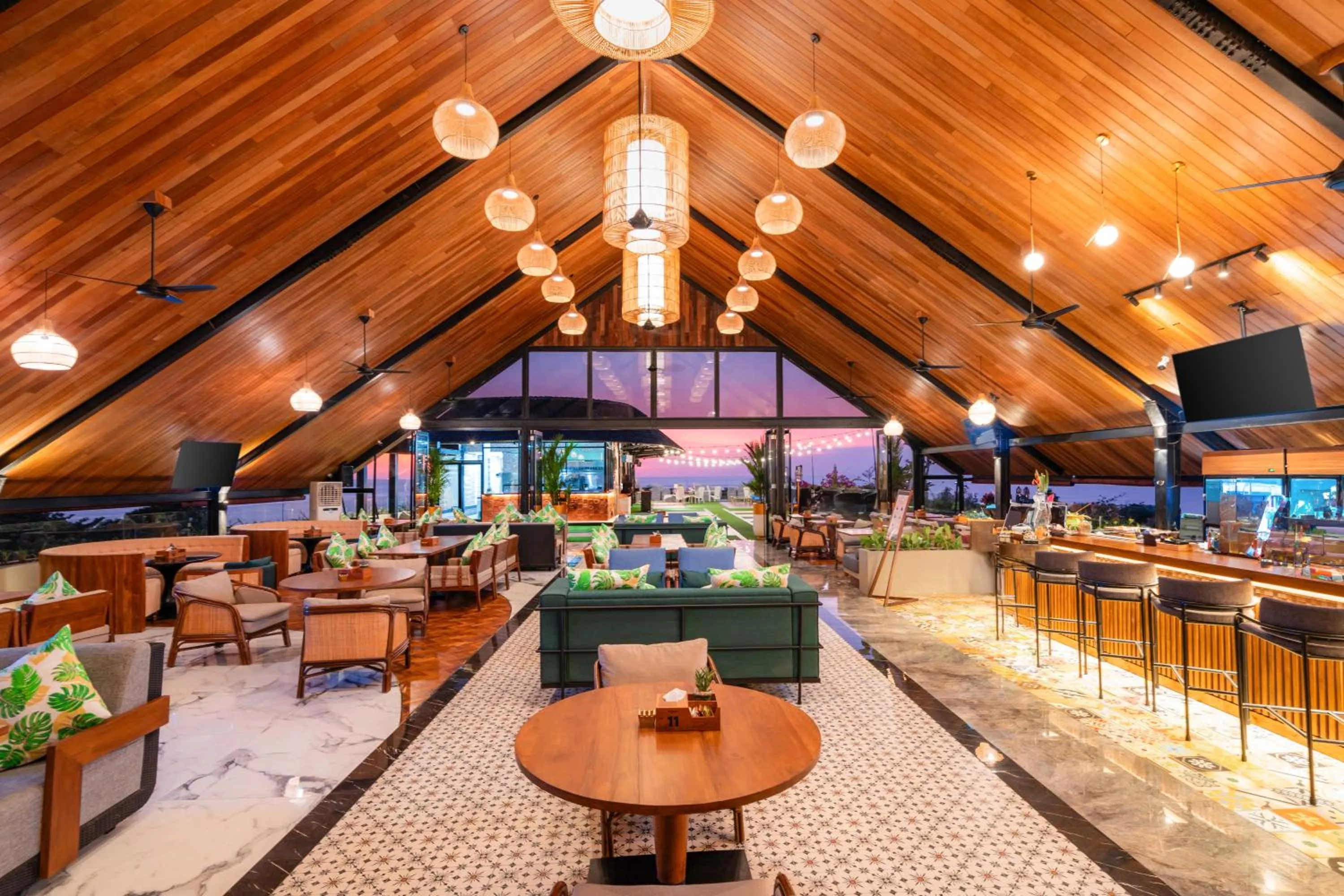 Restaurant/places to eat in Jimbaran Bay Beach Resort and Spa by Prabhu