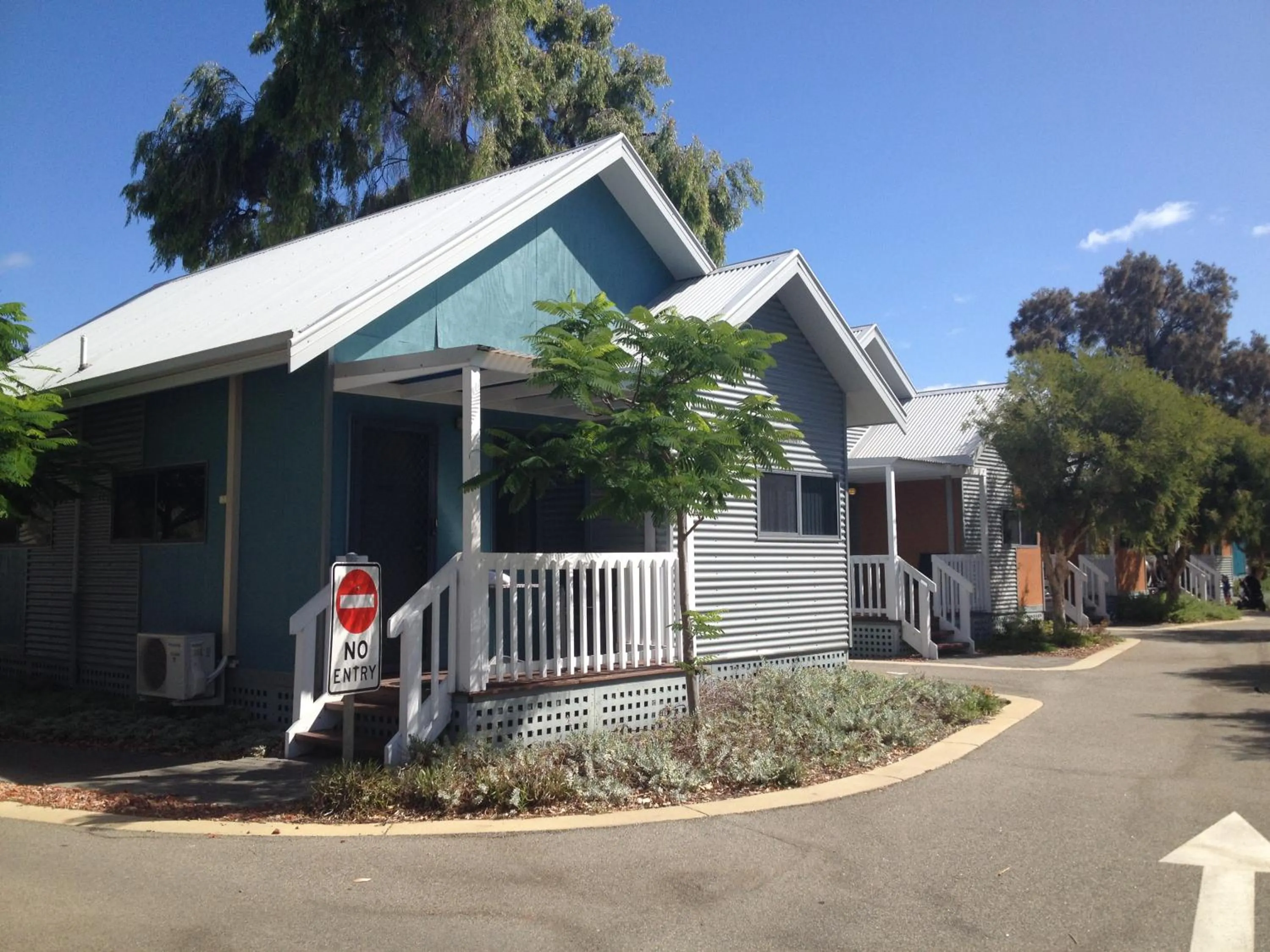 Facade/entrance in Mandurah Ocean Marina Chalets