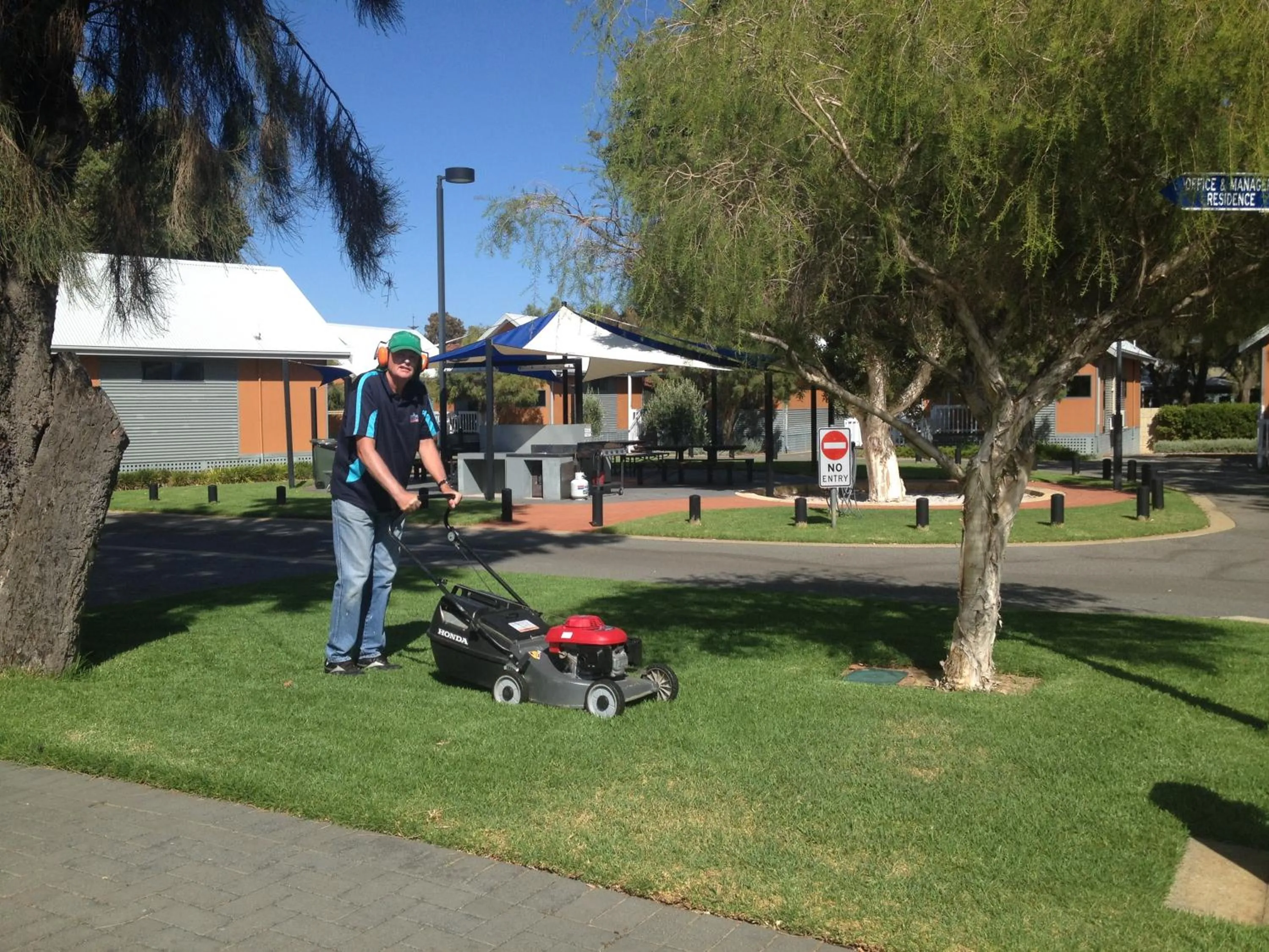 Staff in Mandurah Ocean Marina Chalets