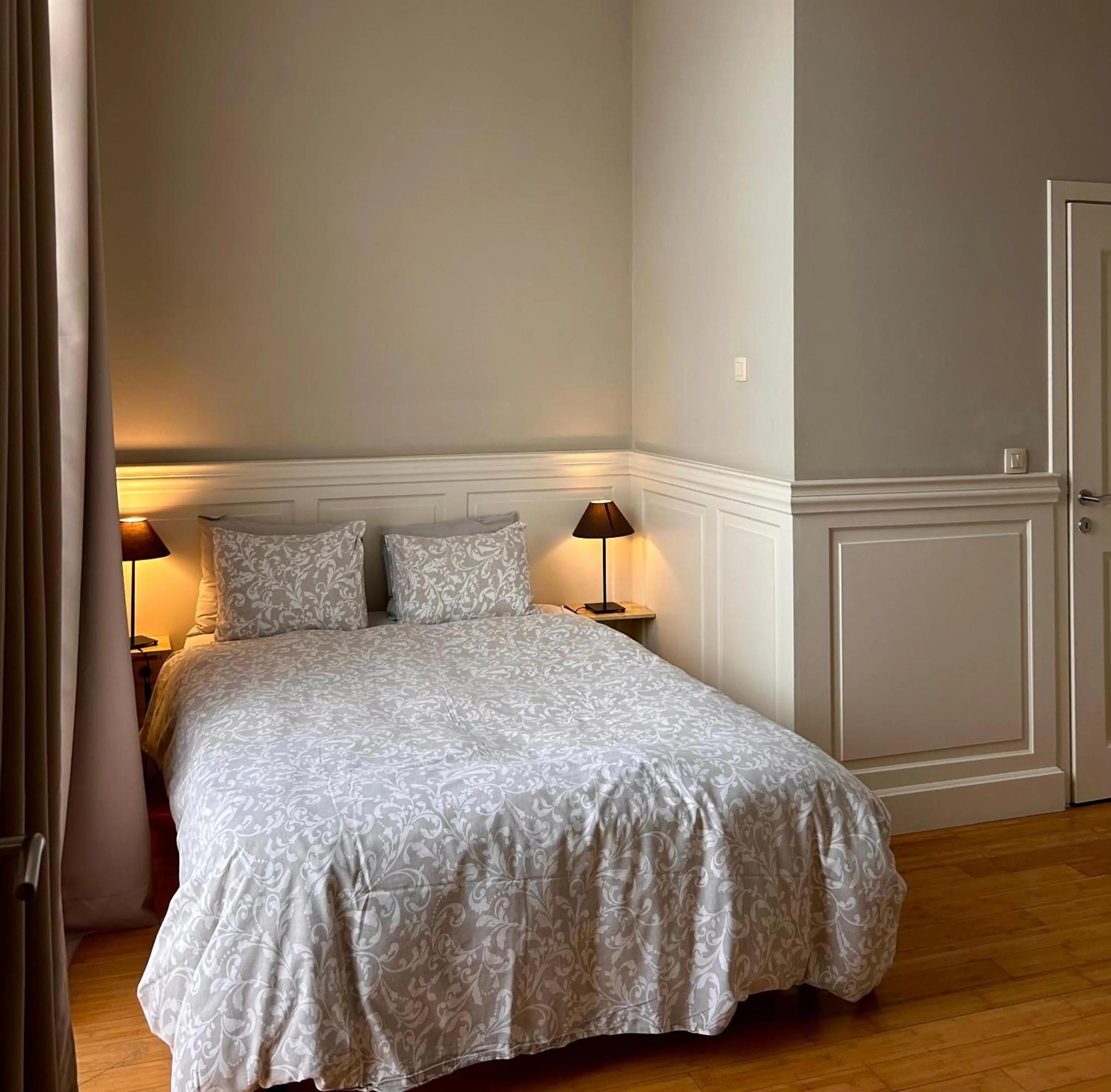 Bed in Hotel Saint Georges