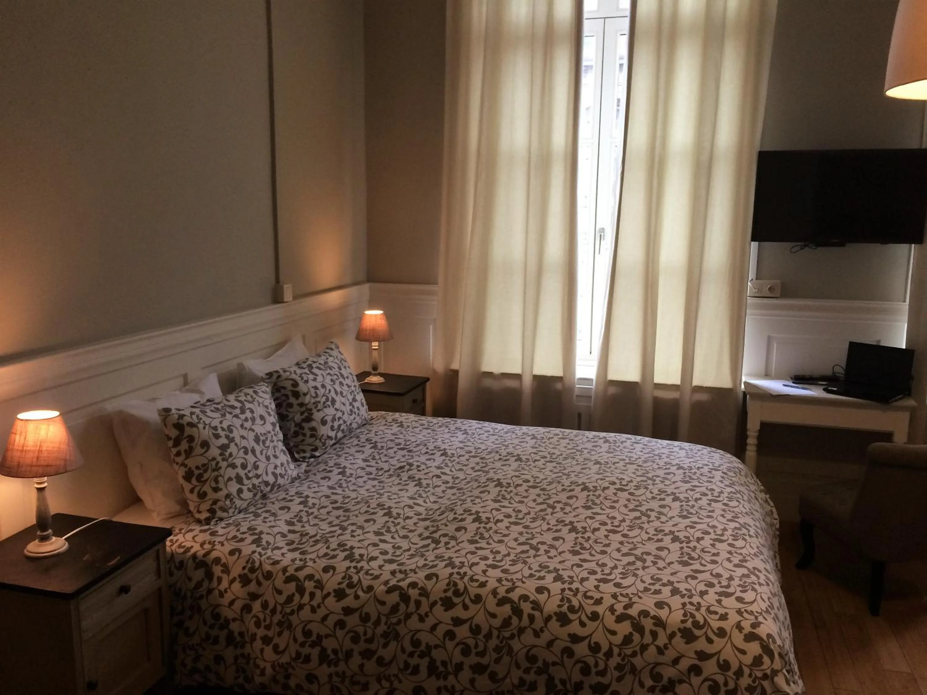 Bedroom, Bed in Hotel Saint Georges