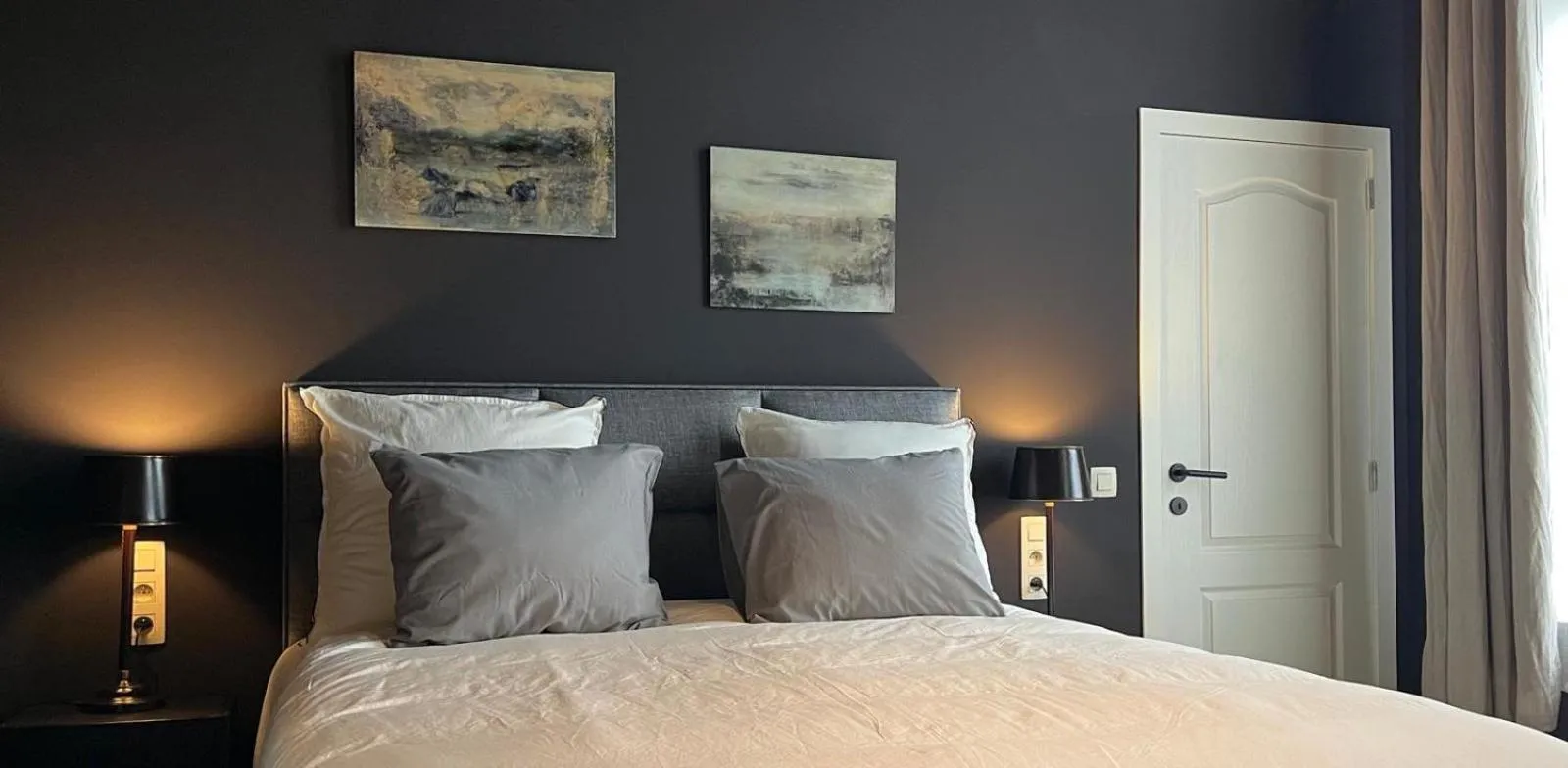 Bed in Hotel Saint Georges