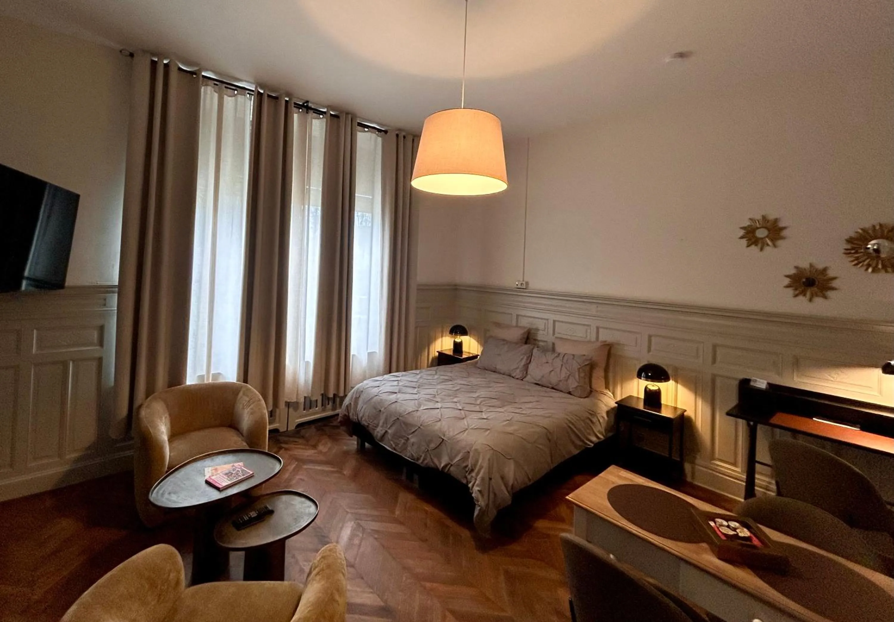 Bed in Hotel Saint Georges