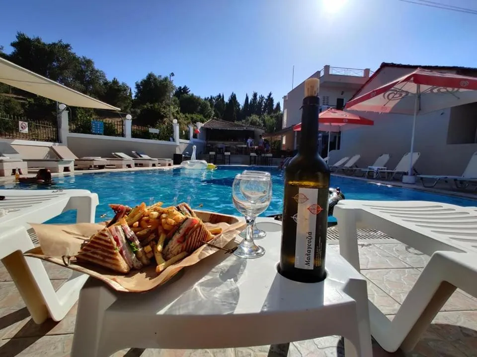 Food in Kalypso studio Resorts