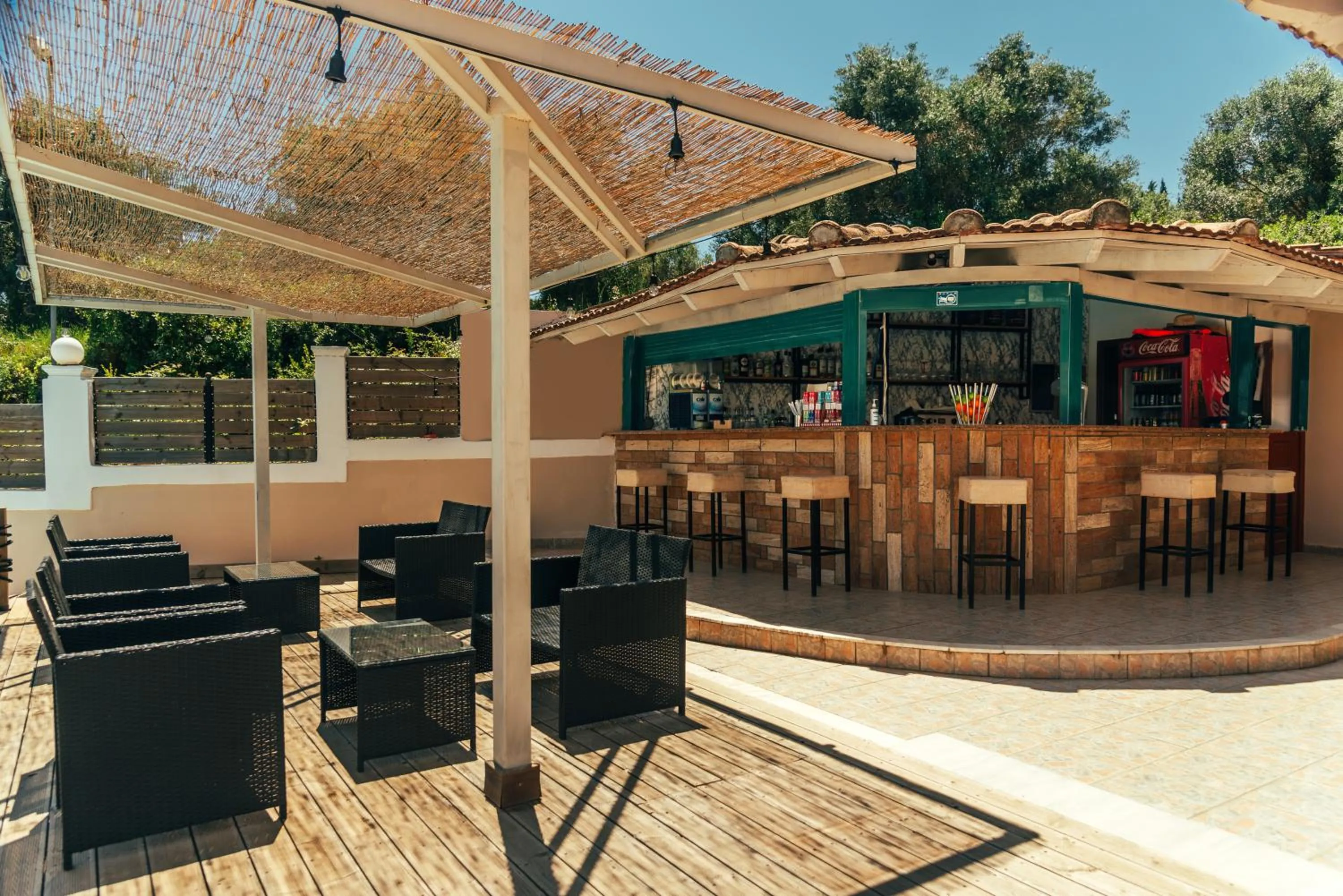 Restaurant/places to eat in Kalypso studio Resorts