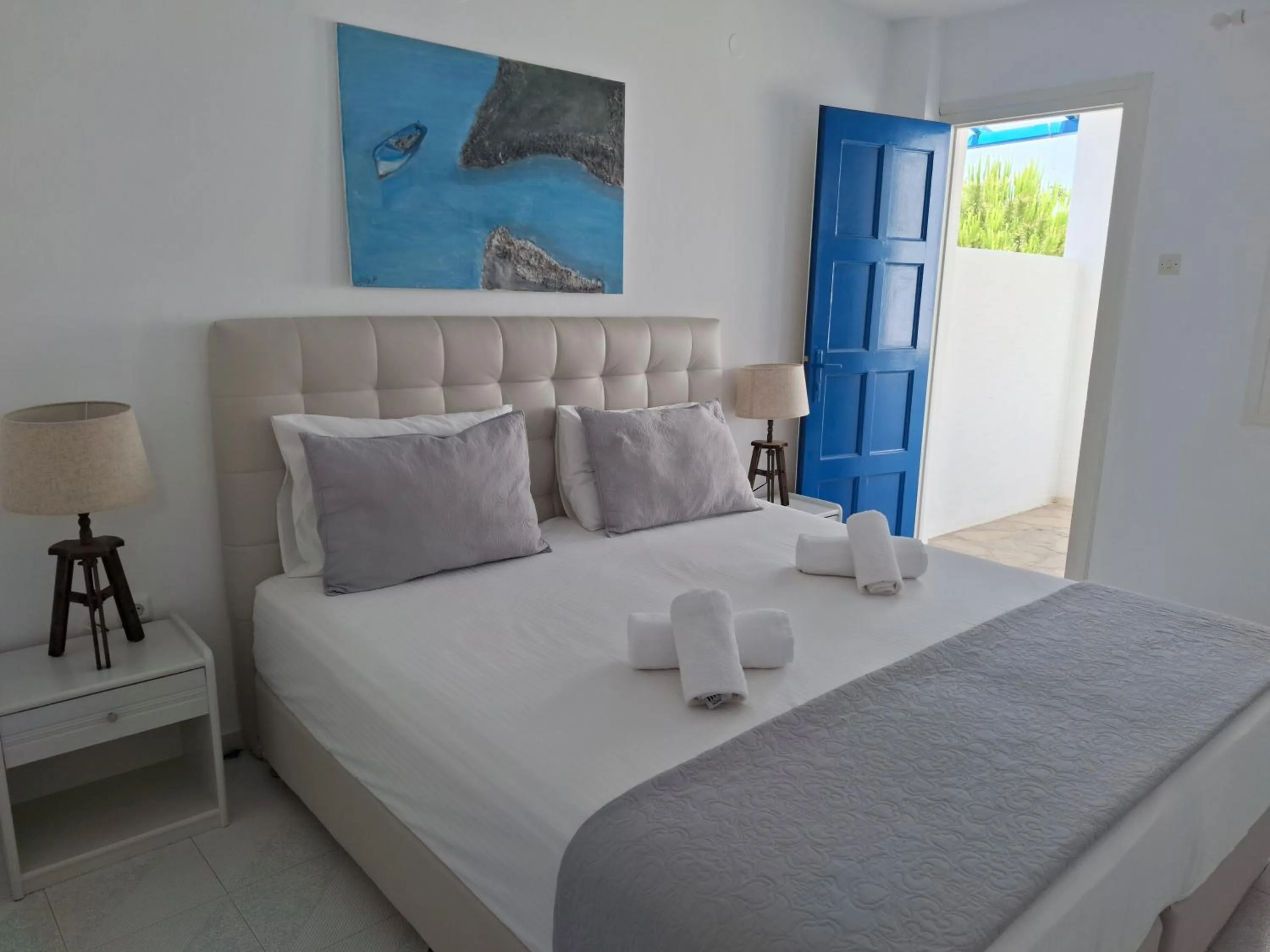 Bedroom in Εvi Evan Hotel