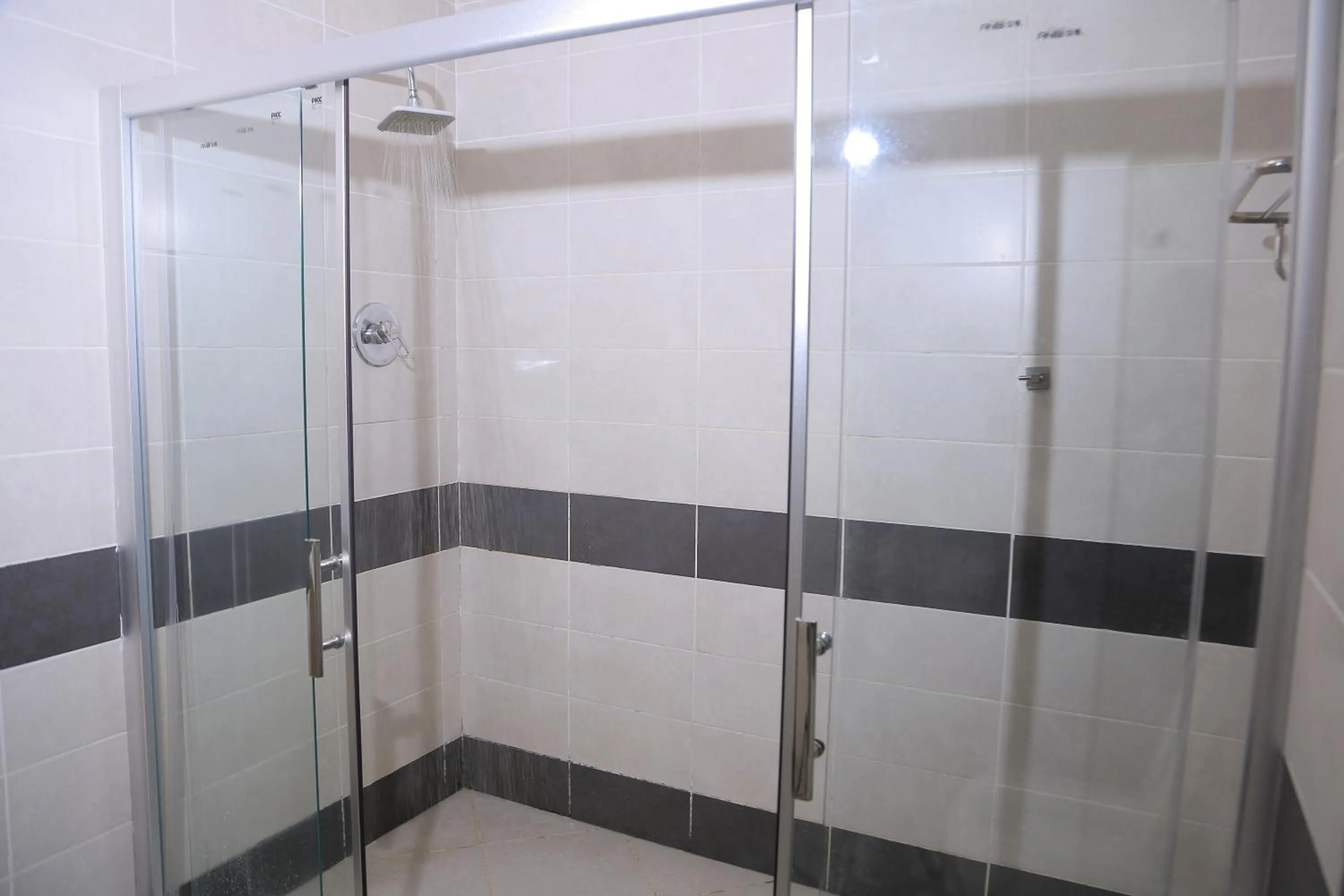 Shower in Venetian Hotel