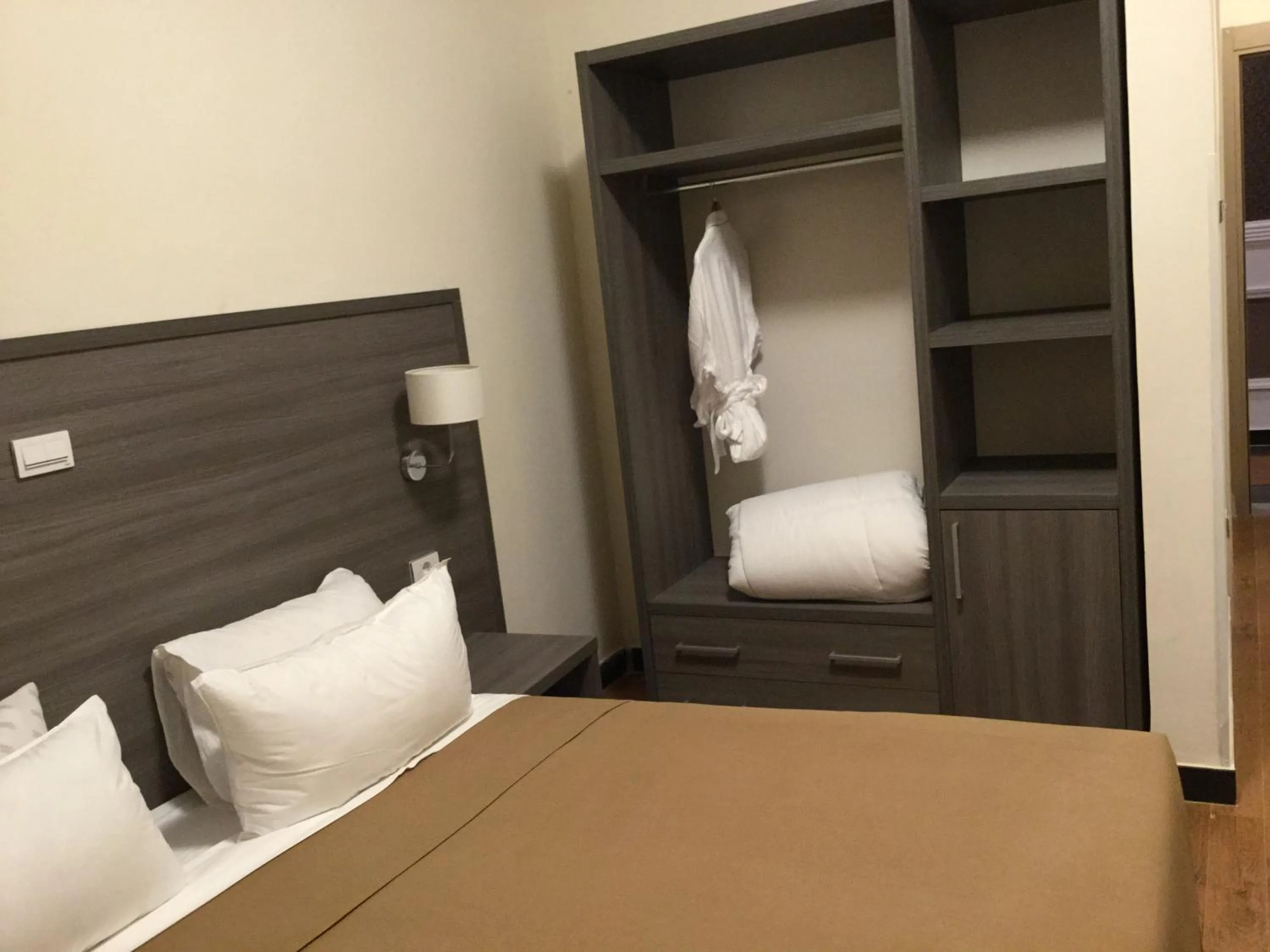 Photo of the whole room, Bed in Venetian Hotel