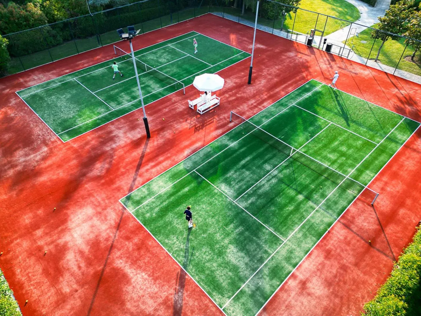 Tennis court in Hyatt Regency Thessaloniki