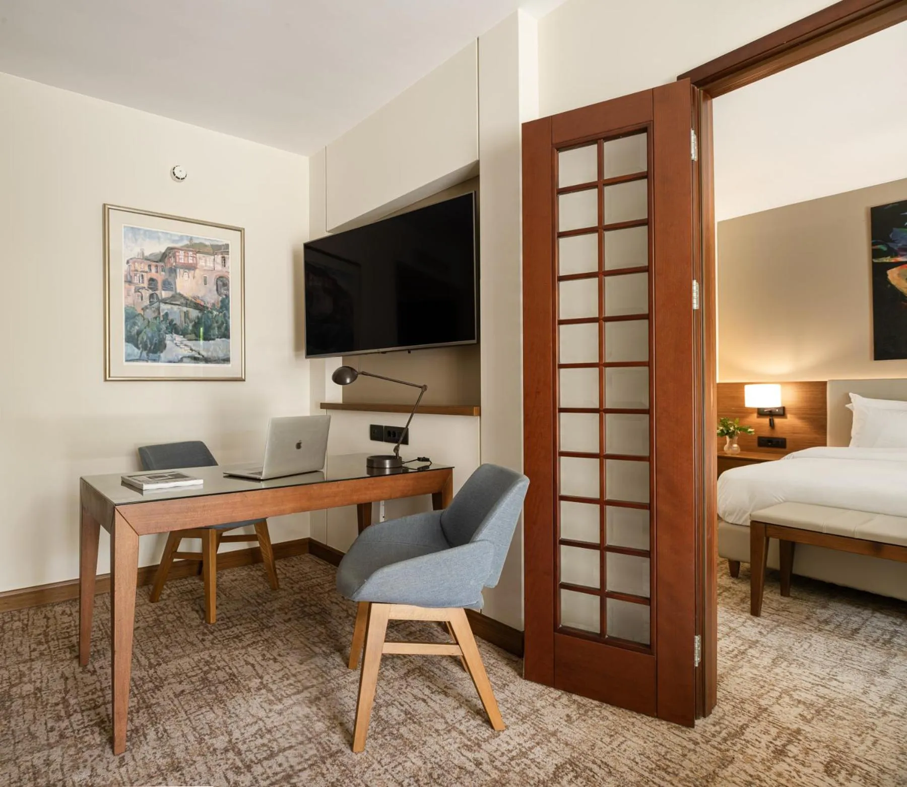 Living room, Bed in Hyatt Regency Thessaloniki