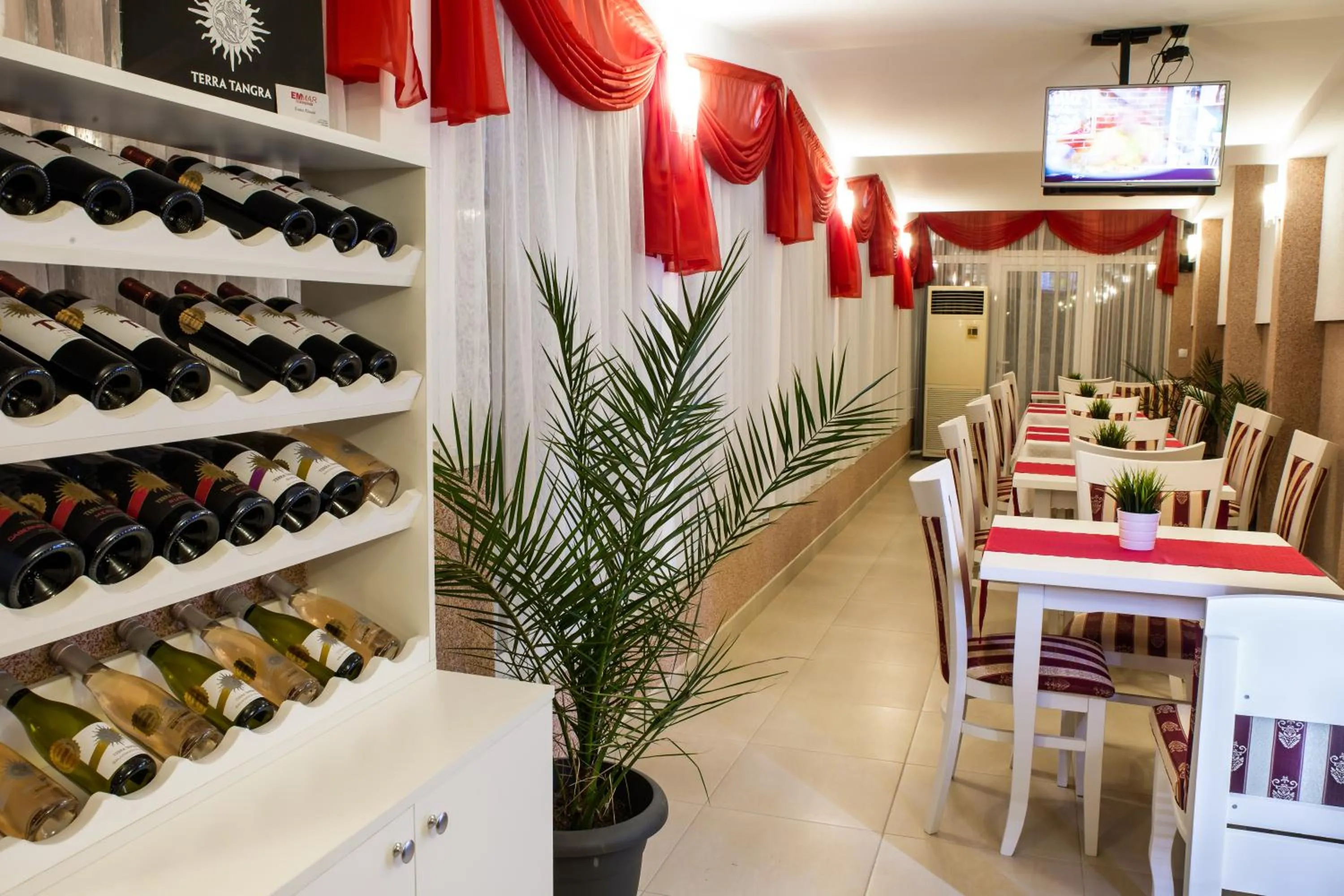 Restaurant/places to eat in Emmar Zlatograd