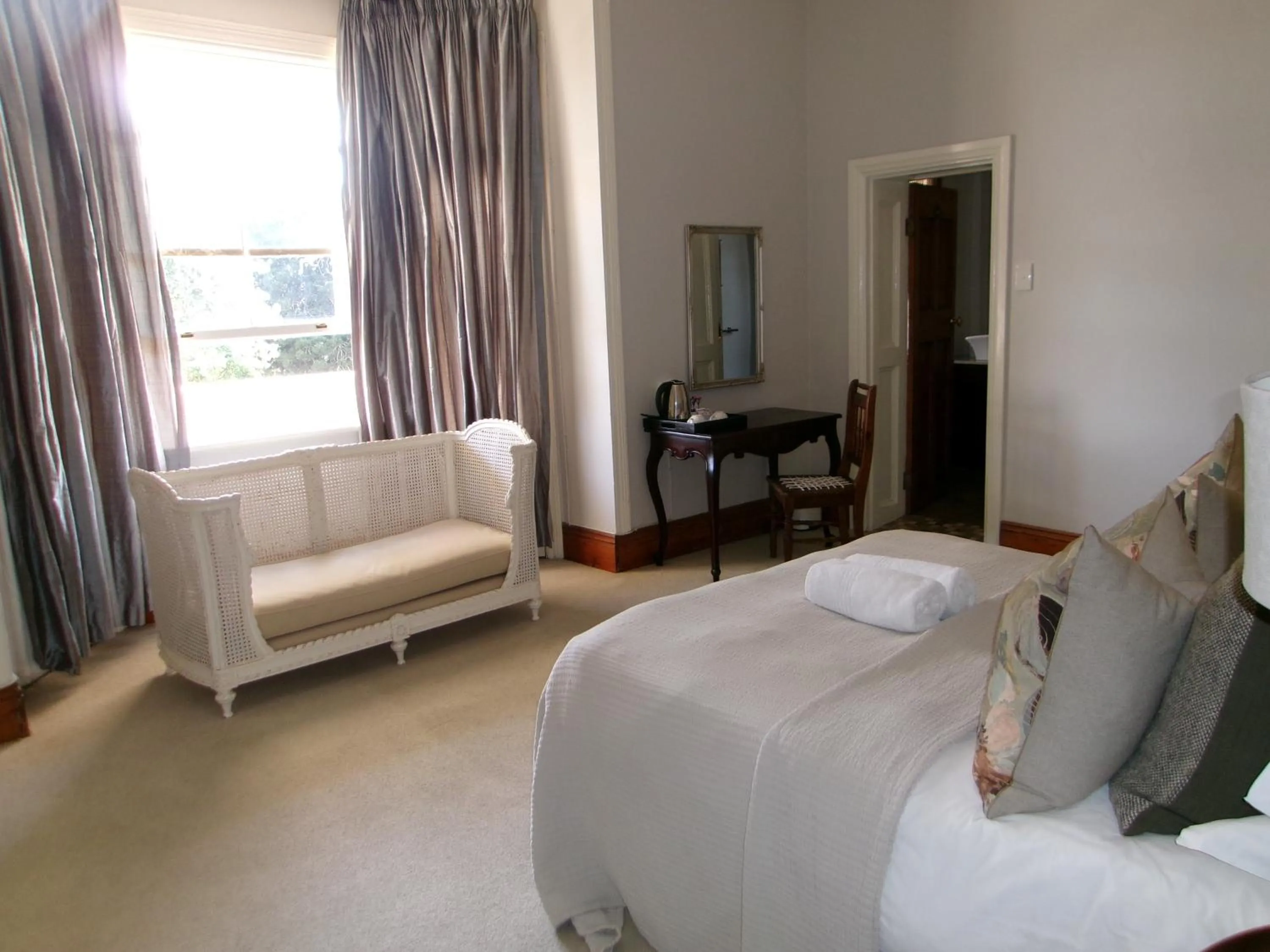 Bed in Kearsney Manor