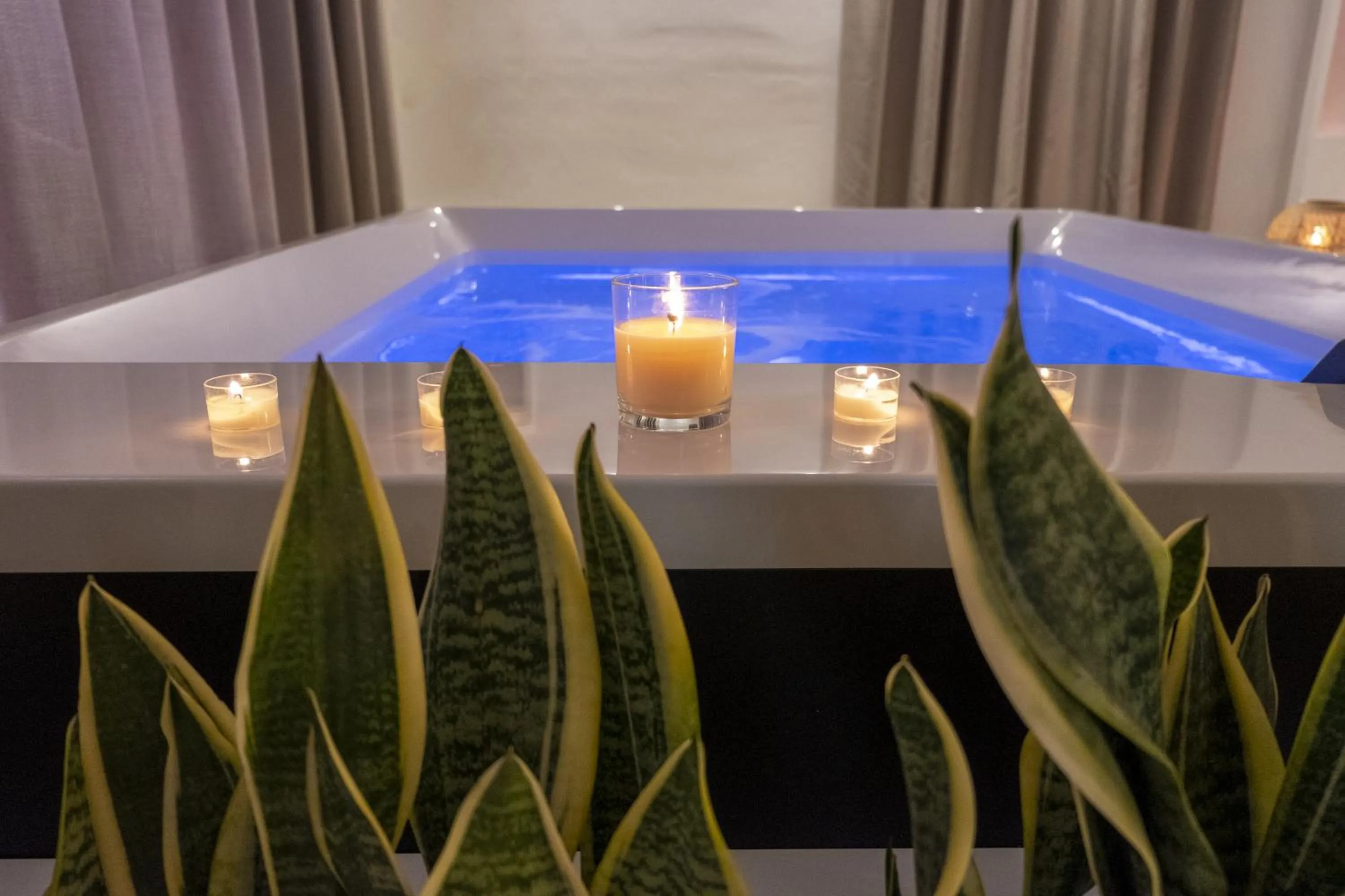 Hot Tub in Masseria Relais Santa Teresa