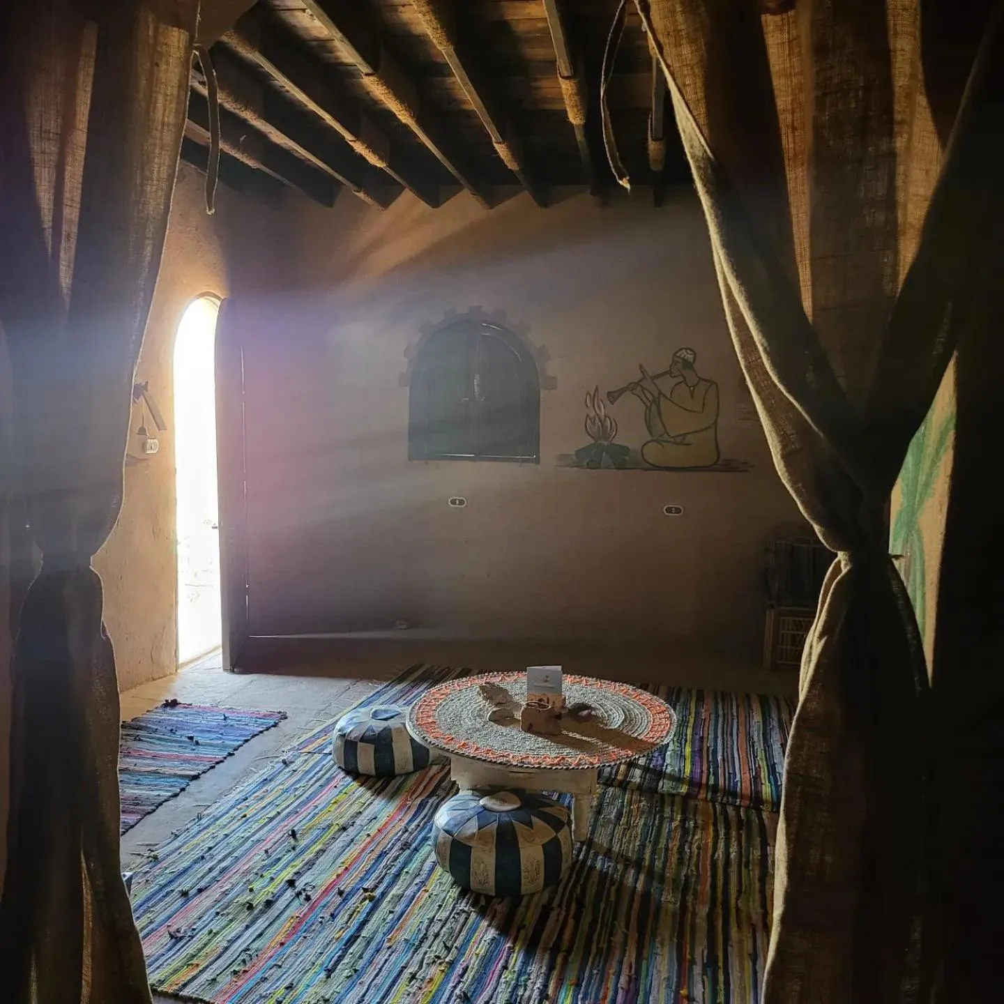 Bed in Qasr El Bagawat Hotel