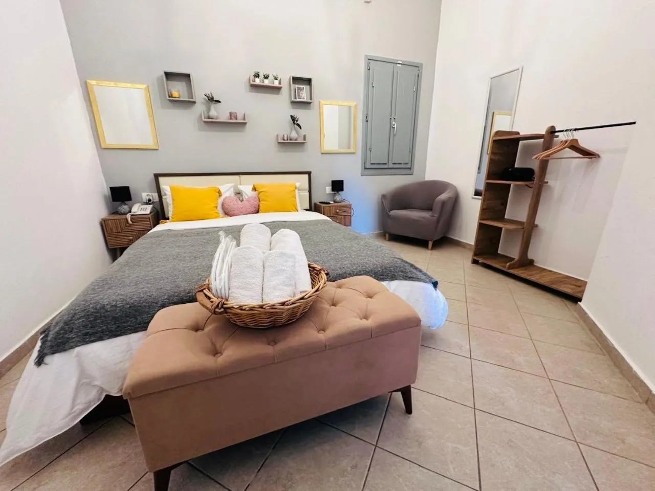 Bedroom, Bed in Mare Nostrum Santo