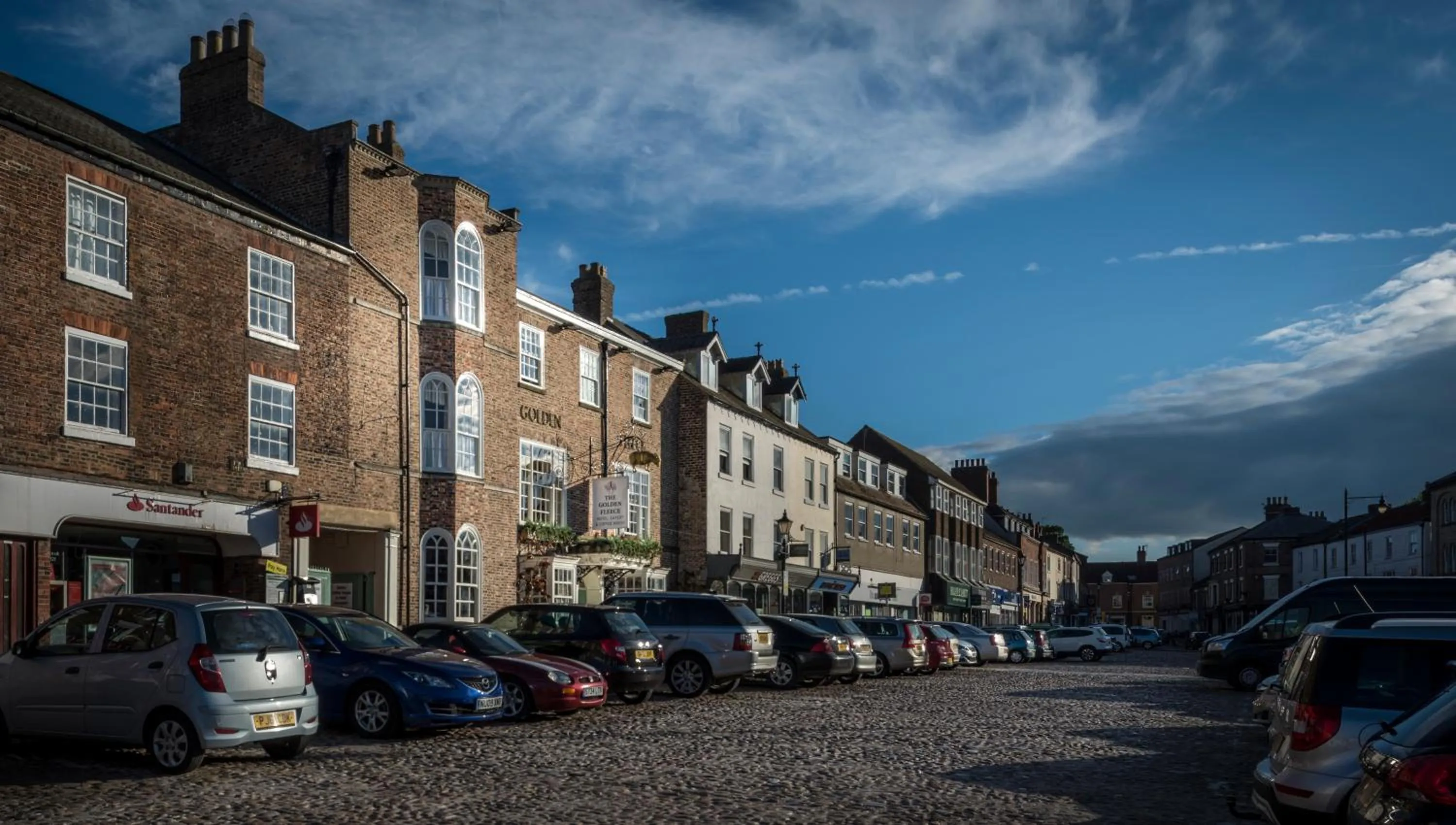 Facade/entrance in The Golden Fleece Hotel, Thirsk, North Yorkshire - The Coaching Inn Group