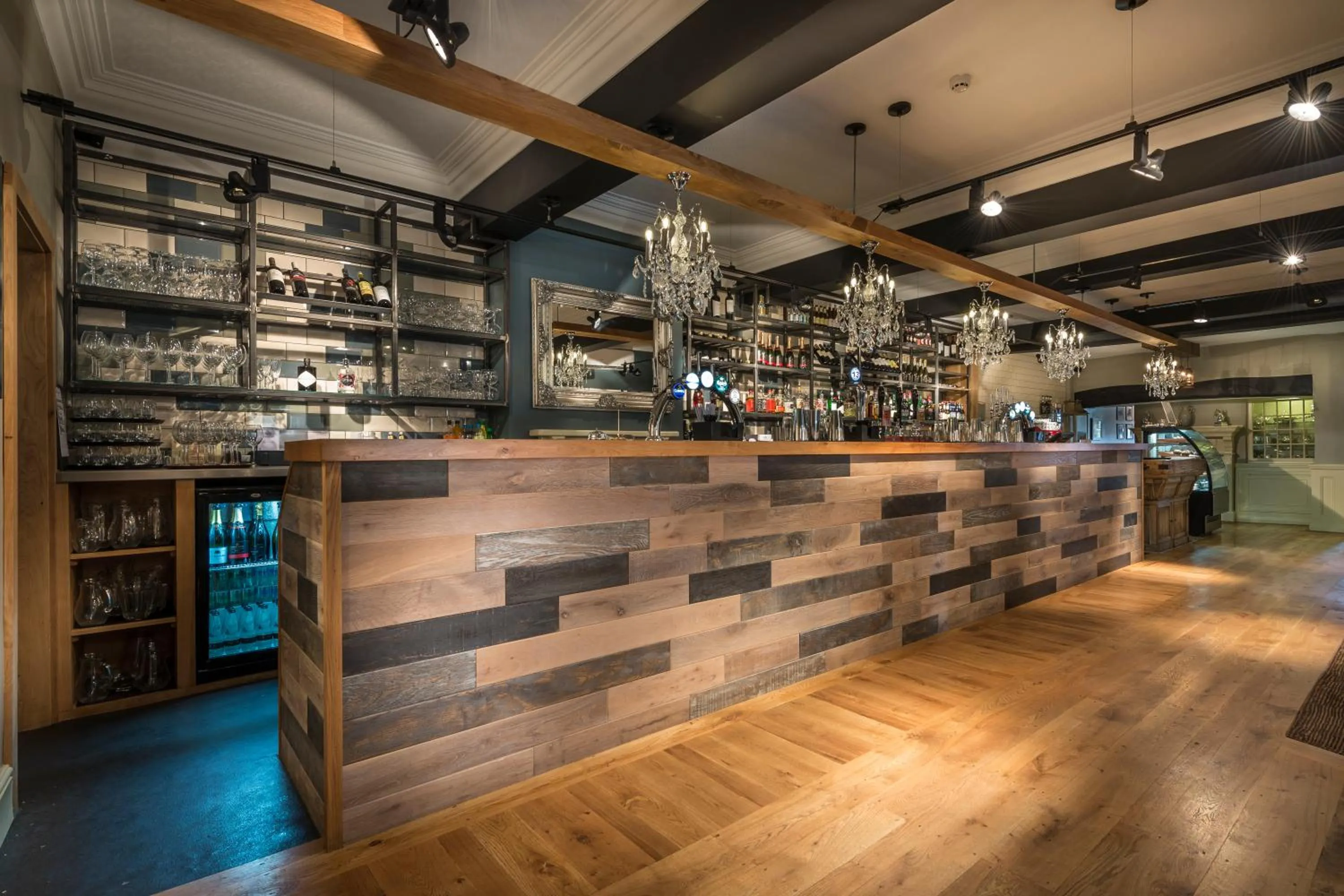 Lounge or bar in The Golden Fleece Hotel, Thirsk, North Yorkshire - The Coaching Inn Group