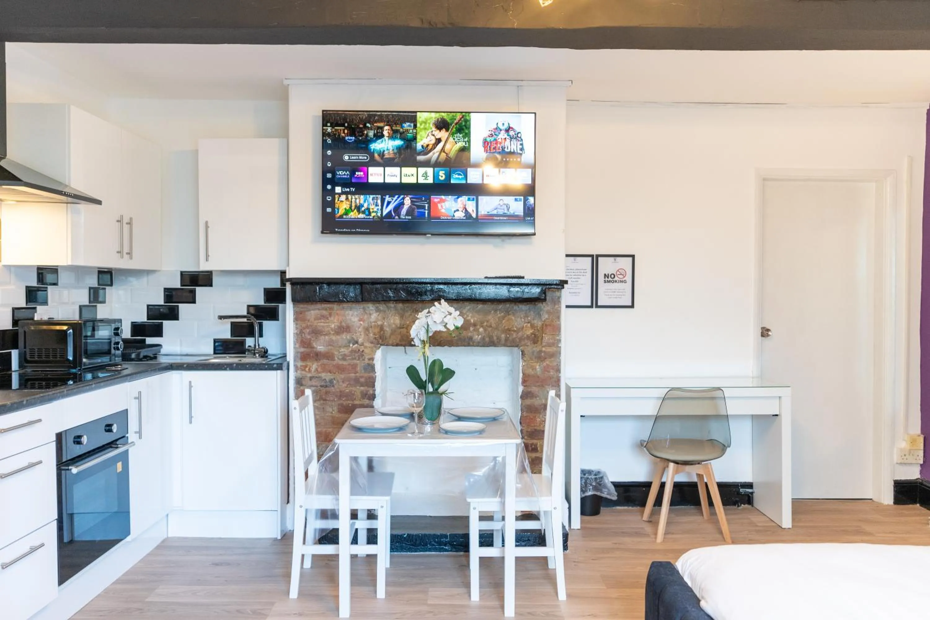 TV and multimedia in Tyger Inn Derby