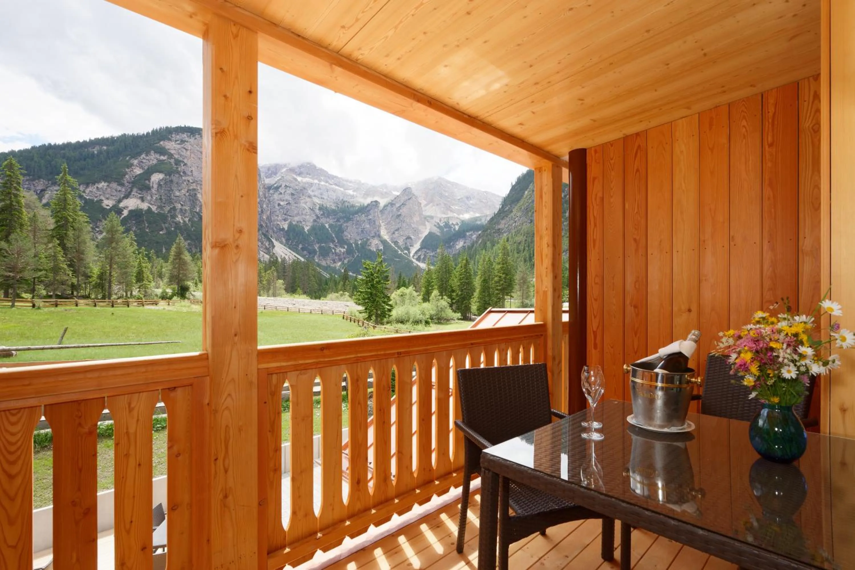Balcony/Terrace in Alpin Natur Hotel Brückele