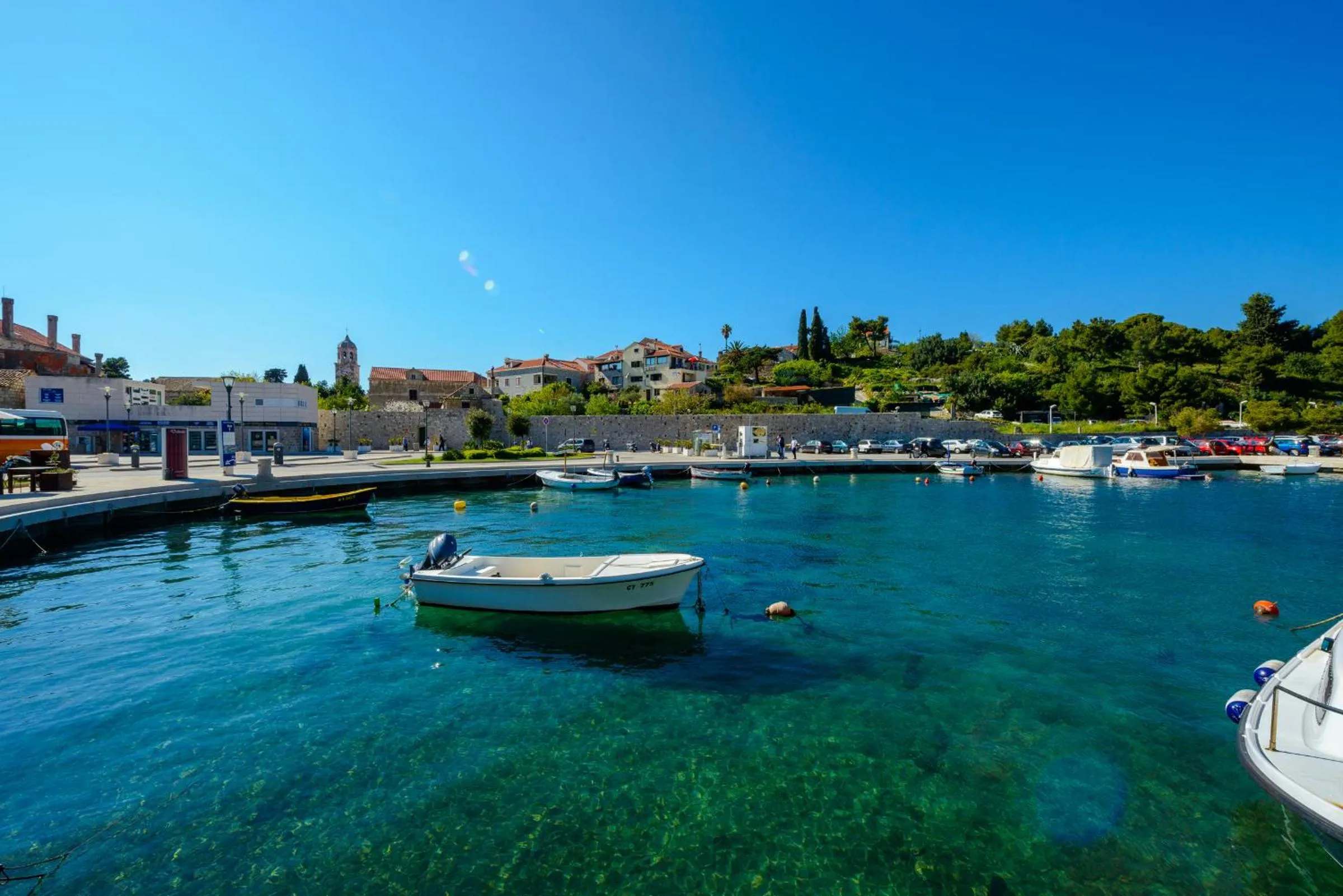 Neighbourhood in Apartments & Rooms Mihajica