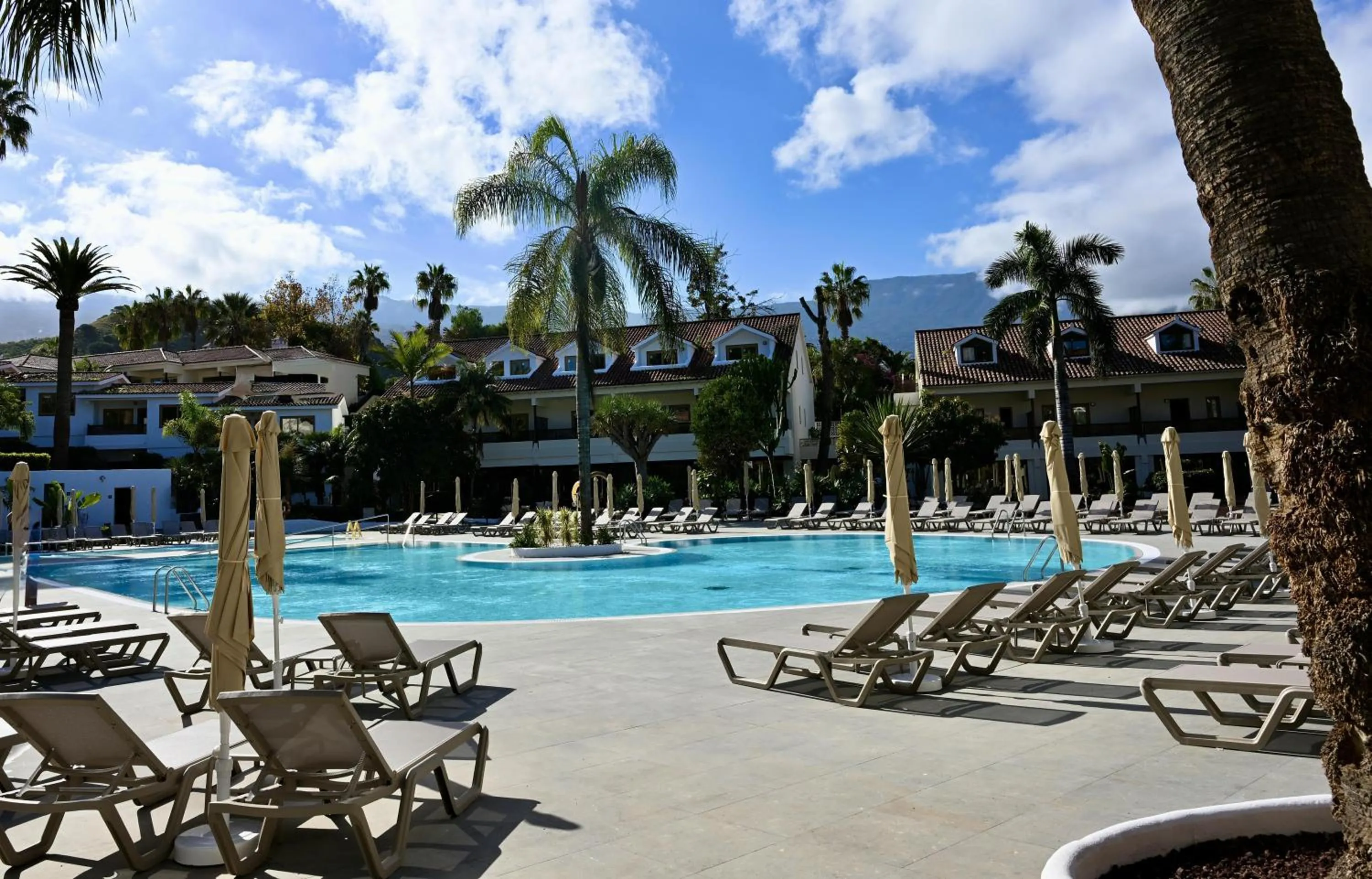 Pool view in Radisson Resort & Residences Tenerife - Adults Only