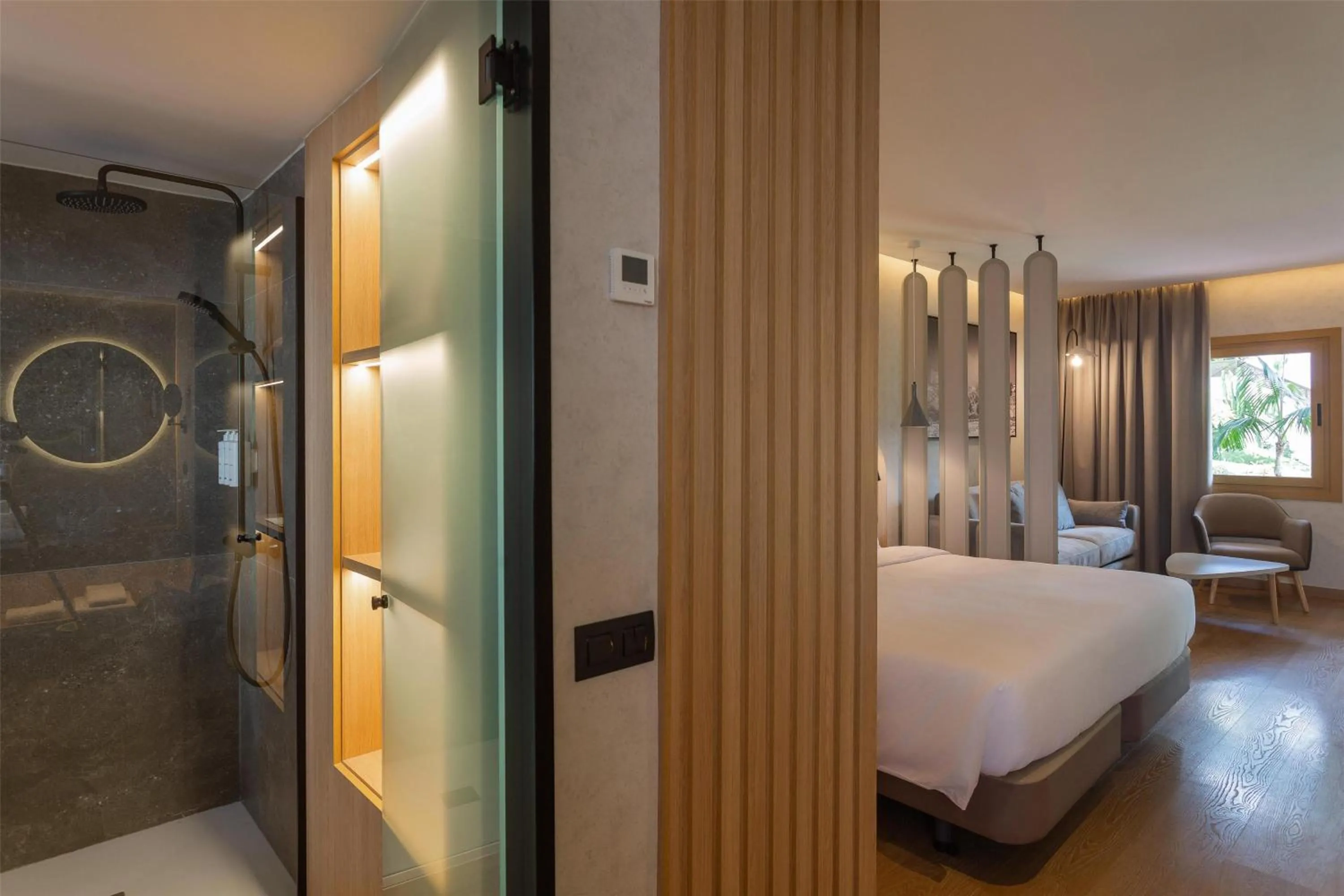 Photo of the whole room, Bed in Radisson Resort & Residences Tenerife - Adults Only