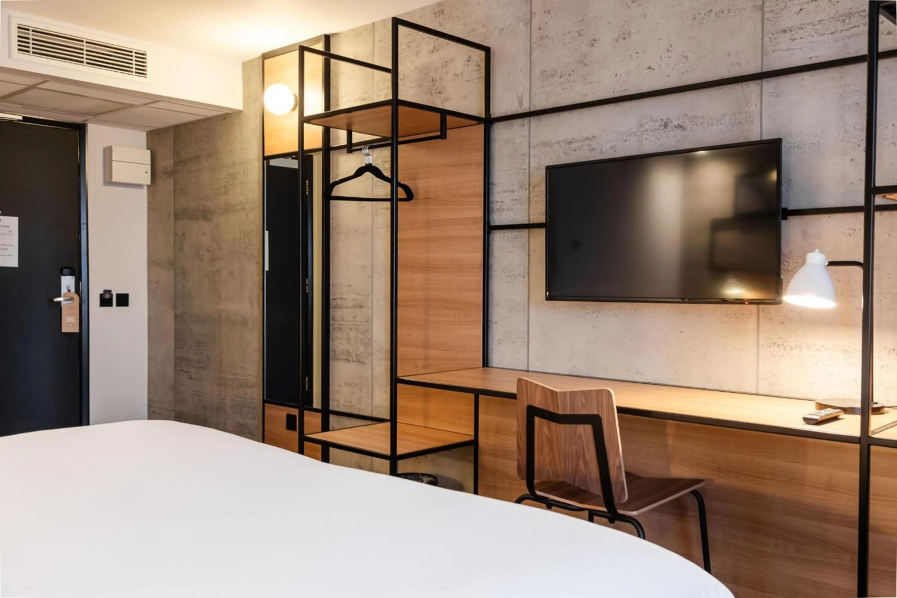 Bedroom, Bed in ibis Coleraine Riverside